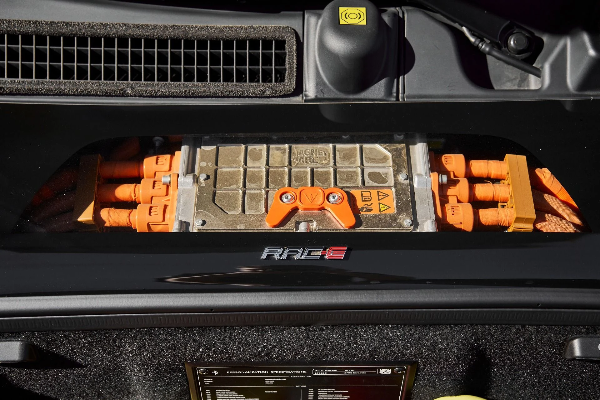 mph018_3105253719_Used_2022_Ferrari_SF_90_Stradale_Base_1762462327_1d303c8c1f