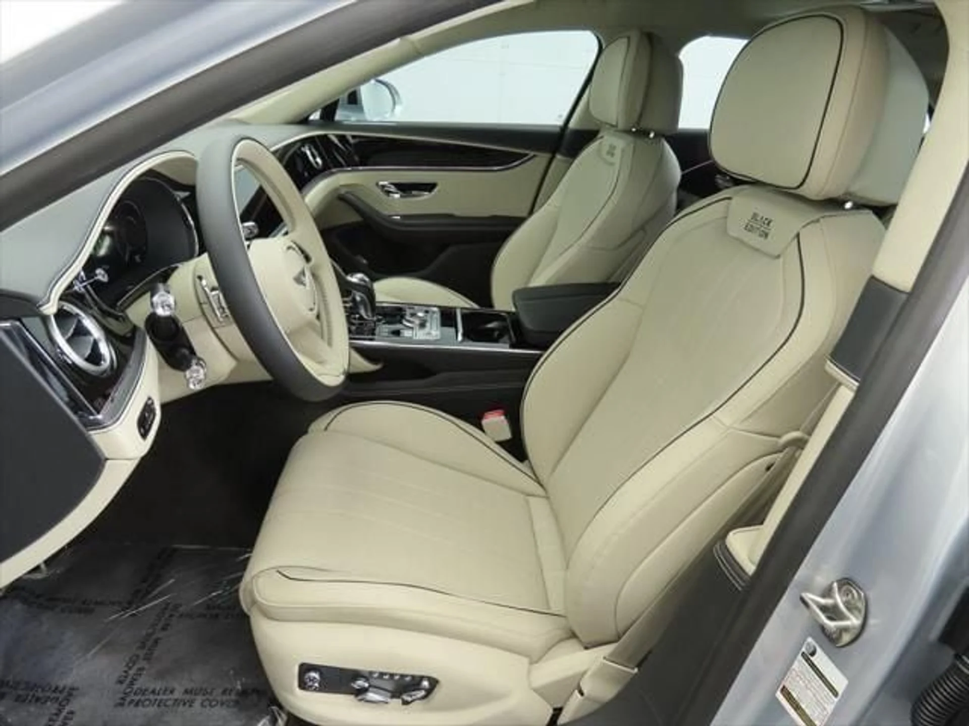 mph018_3107260452_used_2025_bentley_flying_spur_blackeditionsedan_8119_23021249_19_640_5c150ecb65