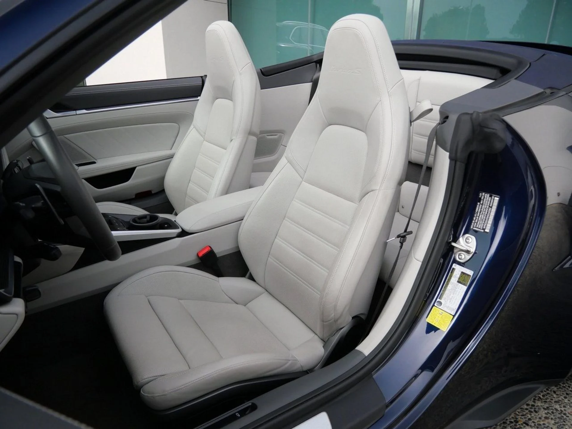 mph018_3110492977_66821c92c7a63c4150fbe44a010ee410x_d6ba6012cf