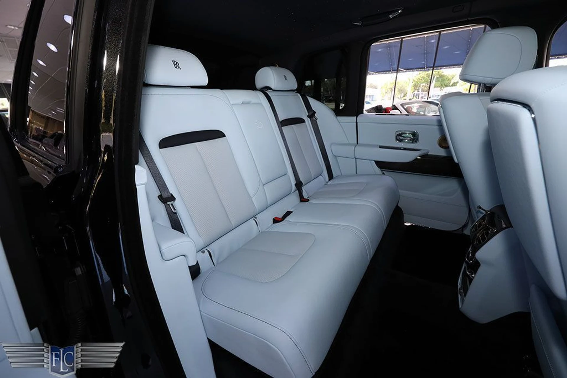 mph018_3114391864_used_2023_rolls_royce_cullinan_blackbadgesportutility_6305_22951746_19_1024_9651e76bfb