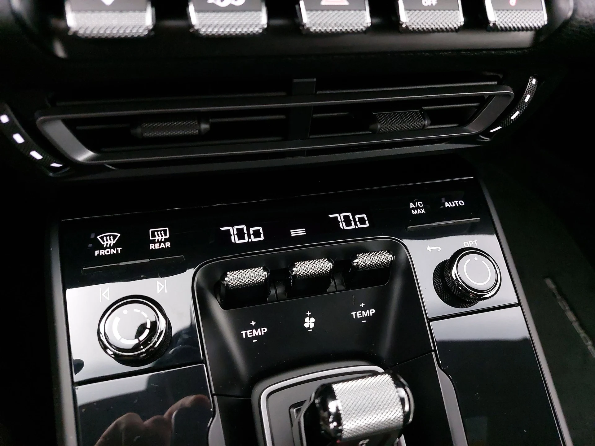 mph018_3115337899_5409c26199c53e31d0e2880e205074e5x_286238af32