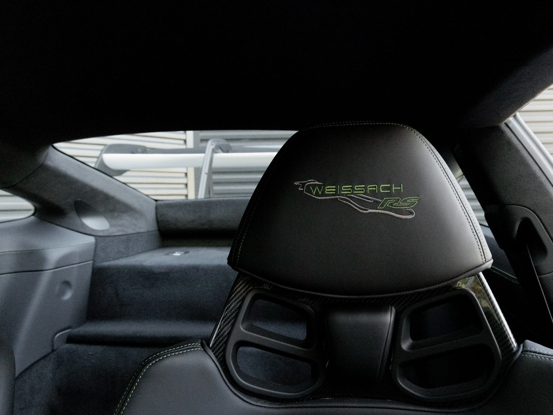 mph018_3116168993_19_50d4167ef2