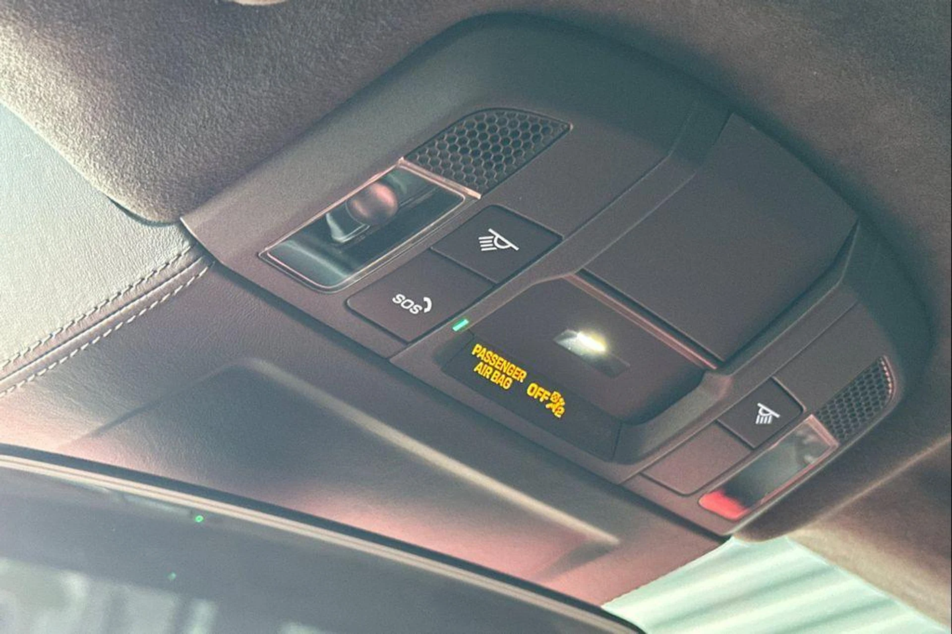 mph018_3118246014_9_D7lib3_O4_Ofl_gu0_Pqt_Z_u5l_Sls_fdf11c4f7d