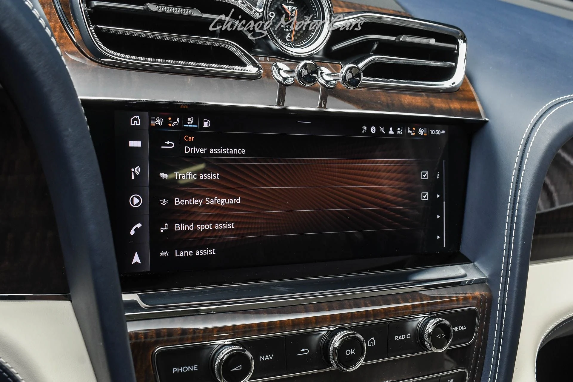 mph018_3119045853_13300_p19_l_735c8dc424