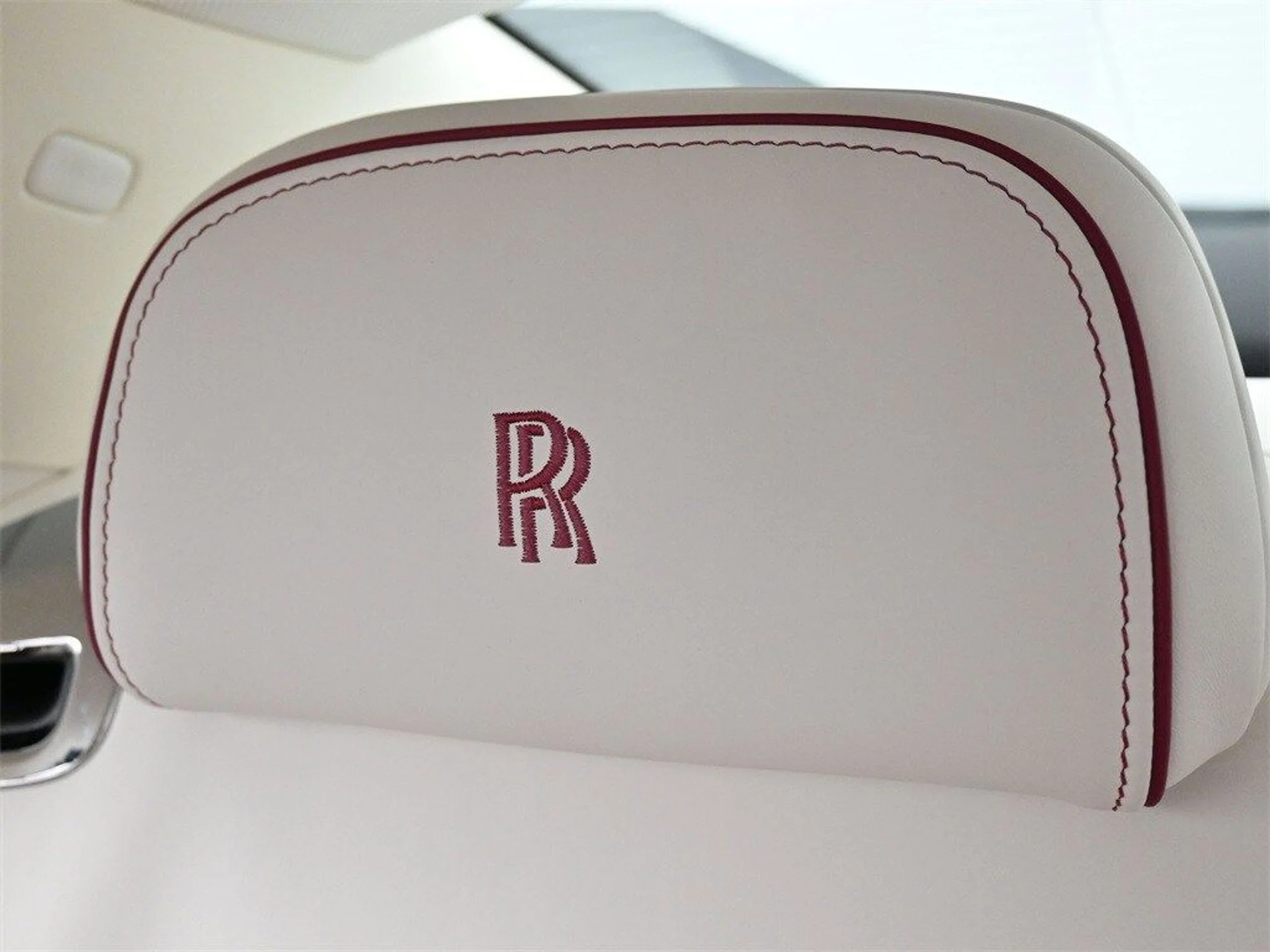 mph018_3125955629_a6100e923f32a46bb5732bc34ca0d5b6x_3431418d6c