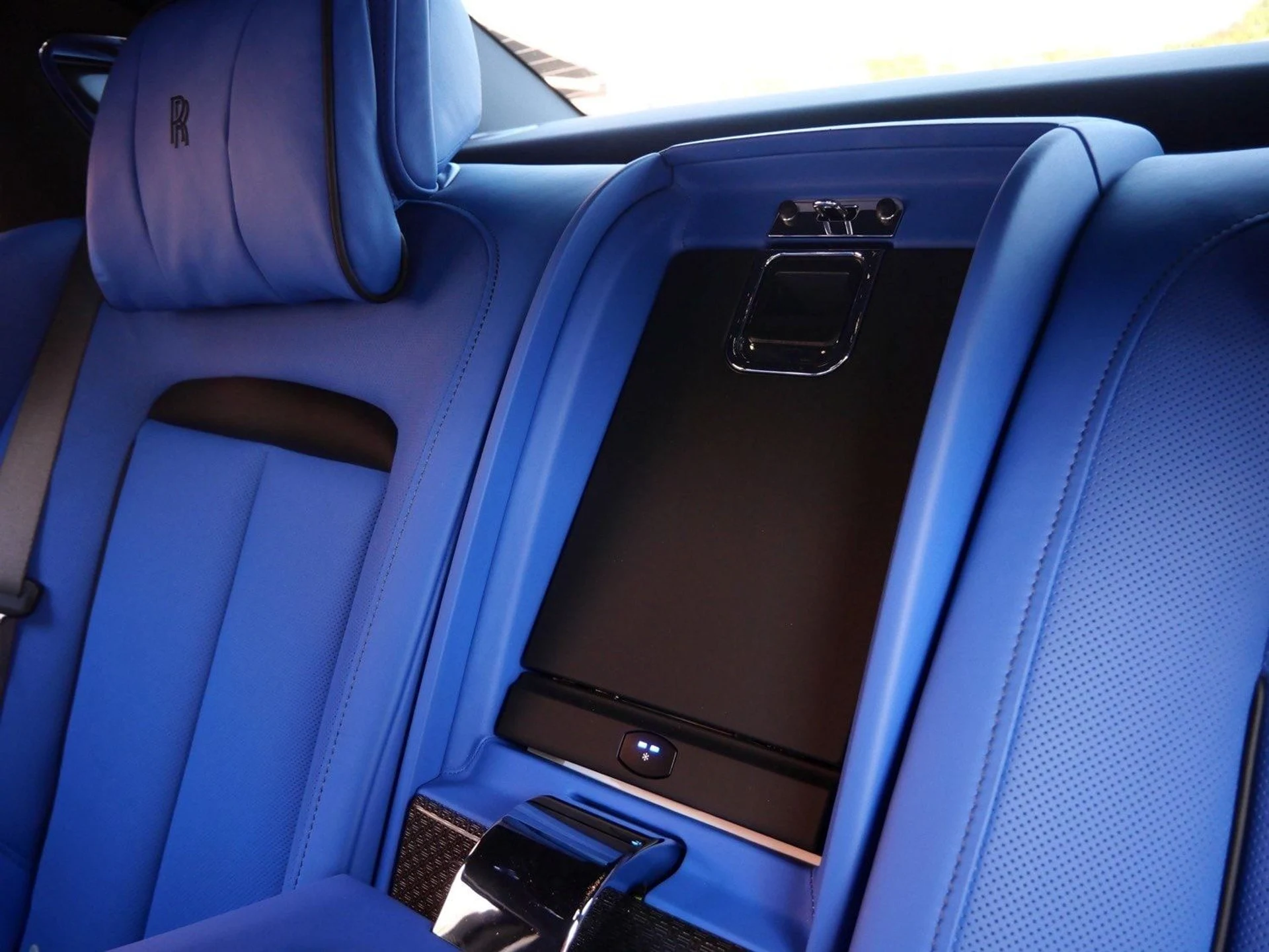 mph018_3136871724_cb12f0d8b21c70641a0647c580a41e7dx_0260c8ba66