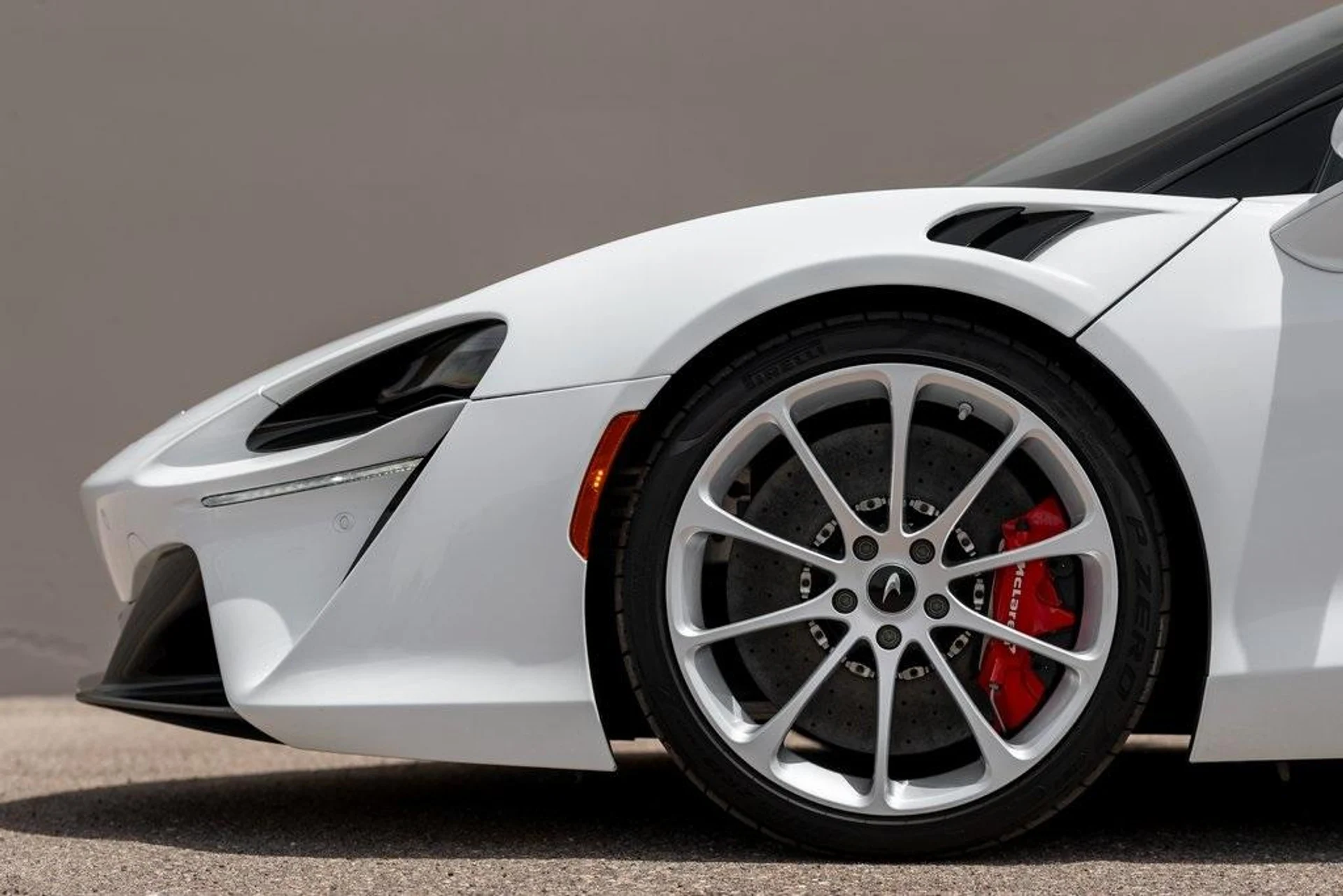 mph018_3143694985_Used_2023_MCLAREN_ARTURA_Tech_Lux_1719028601_c5f7112017