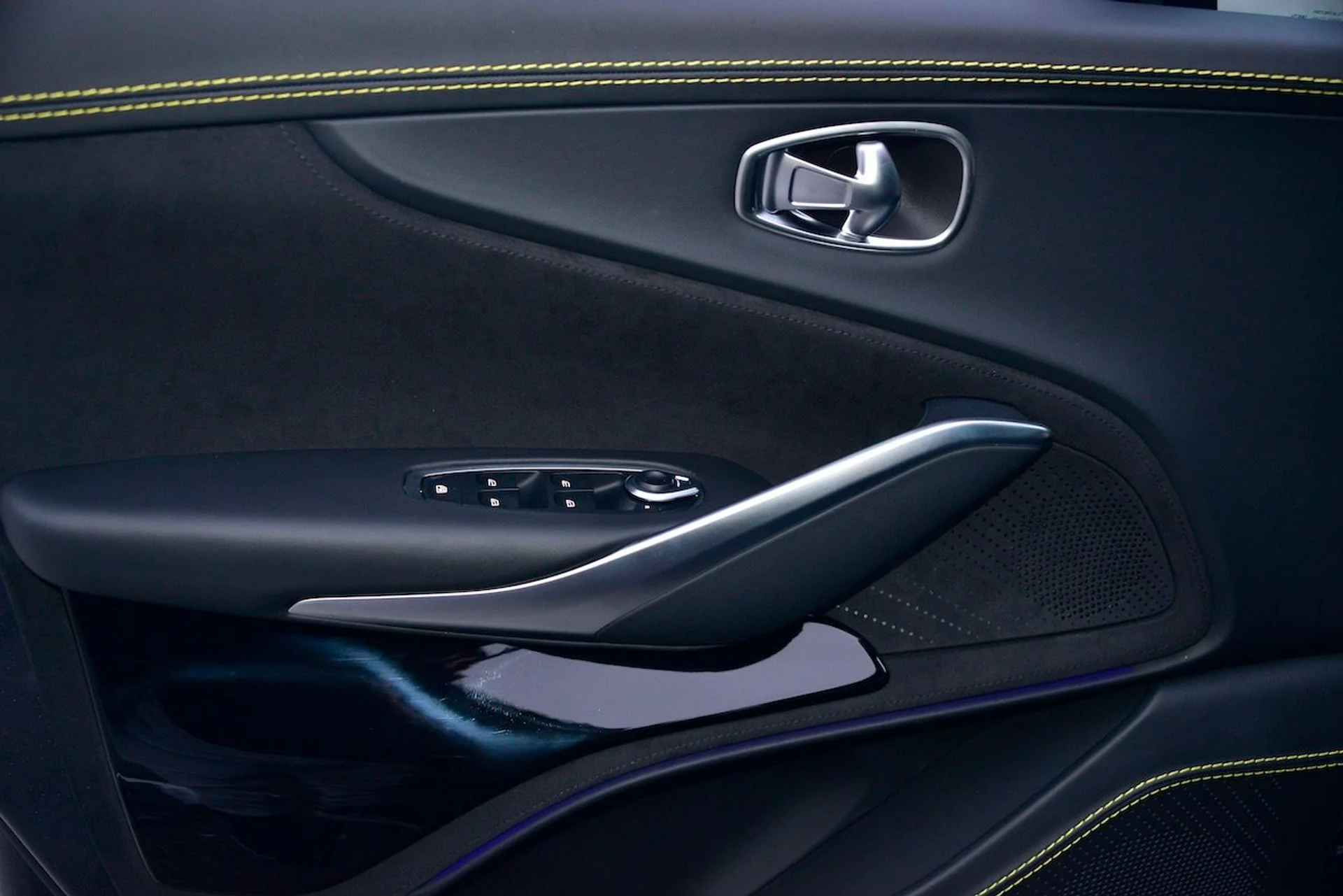 mph018_3145675565_98ab6edc67f924cd73290669ccf856dbx_ca82bf5df4