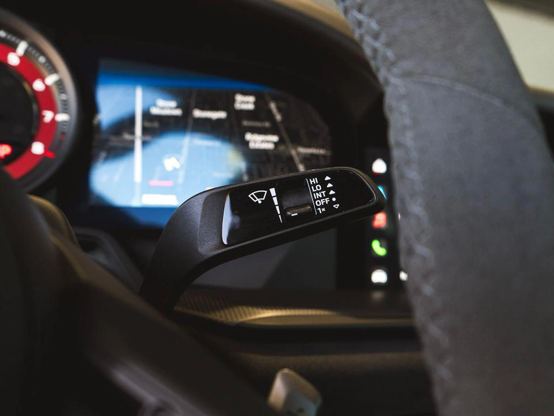 mph018_3148836458_2_YV_1_Z_Hll_N_Xz7s_Cwquu_M_Nsstr_SGM_b7f13b412c