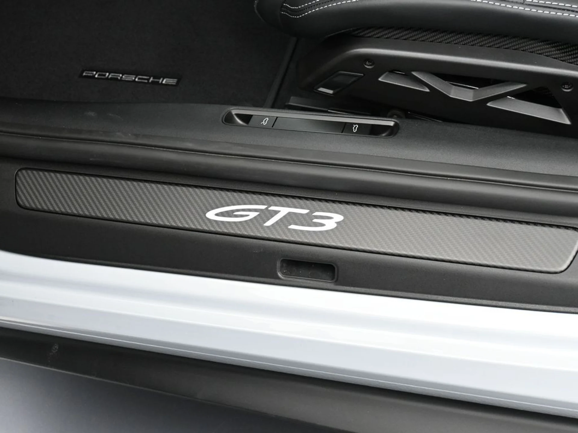 mph018_3156207618_adece7851a051f2f6973e65598462053_3f286180fe