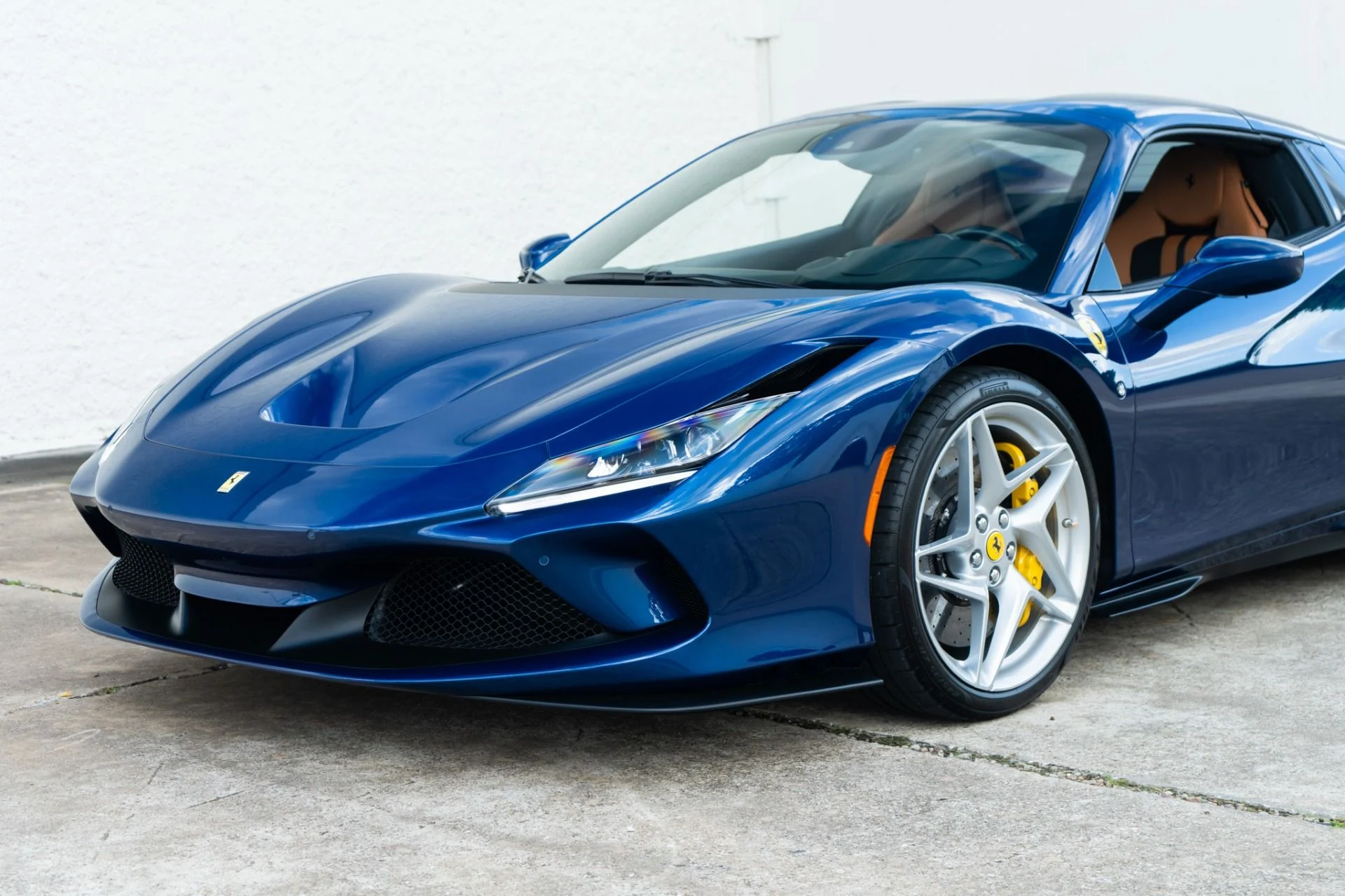 mph018_3156356108_Used_2022_Ferrari_F8_Spider_1779493507_83d2bd8963