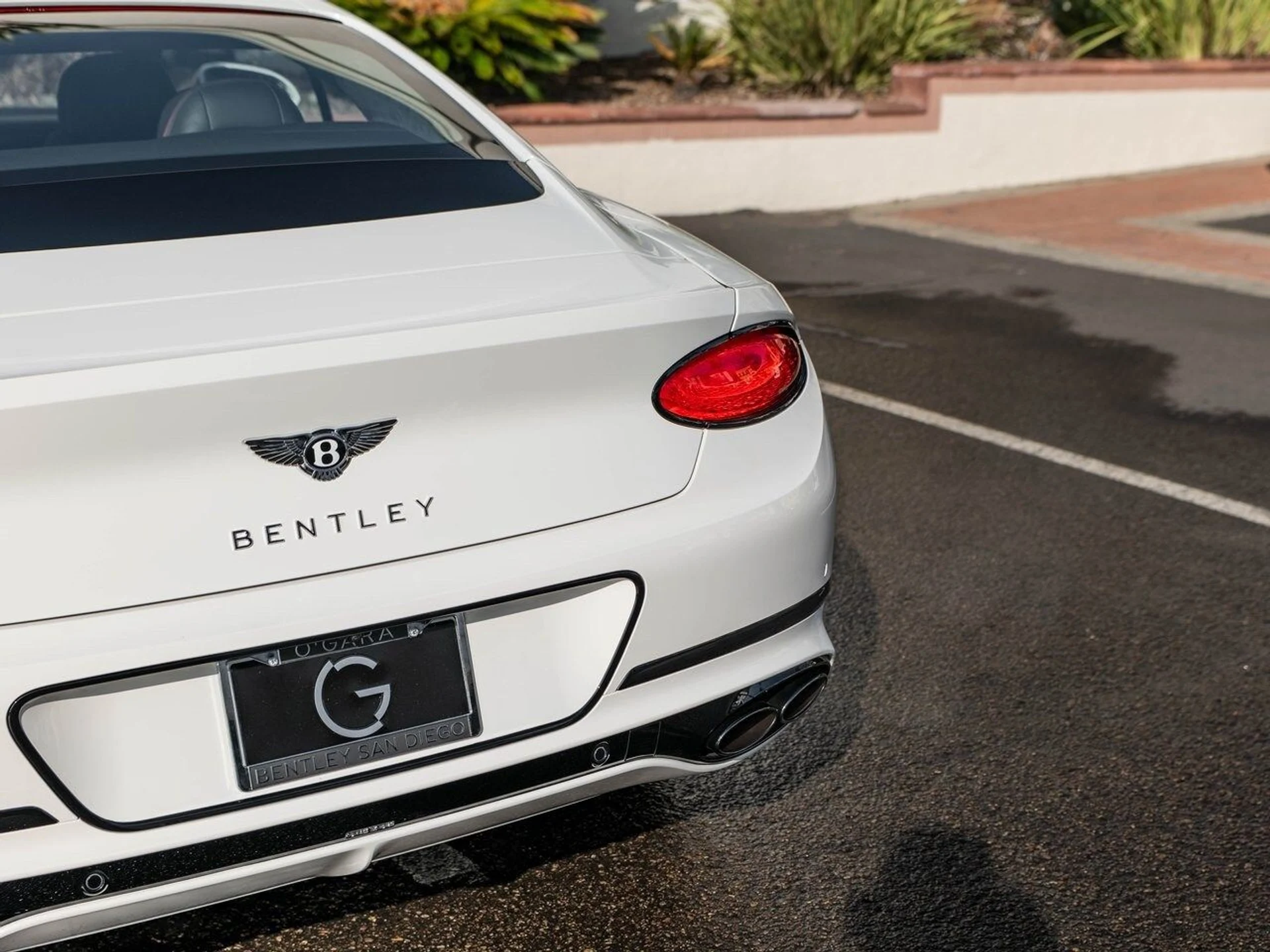 mph018_3168148871_c2863f0548601f19c224e382c6df6acdx_9ecc4ea1e7