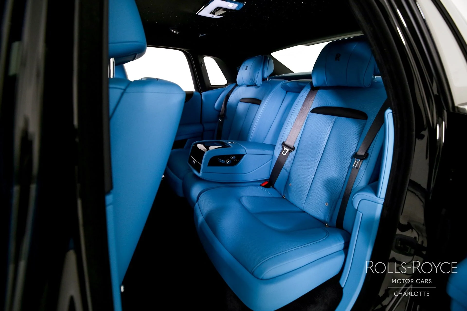 mph018_3174178362_Used_2024_Rolls_Royce_Ghost_1747773280_cd85562ecb