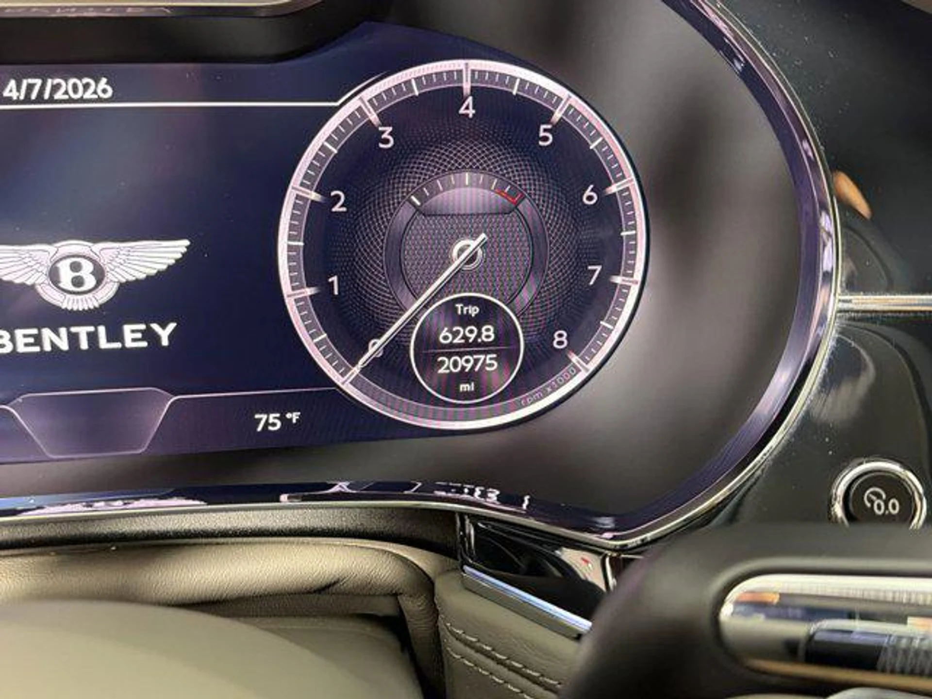 mph018_3177886789_ecq_A681_Qy6r_7_Ub1mn_W_Pc_Ke_Vk_Q_cf92202ebe