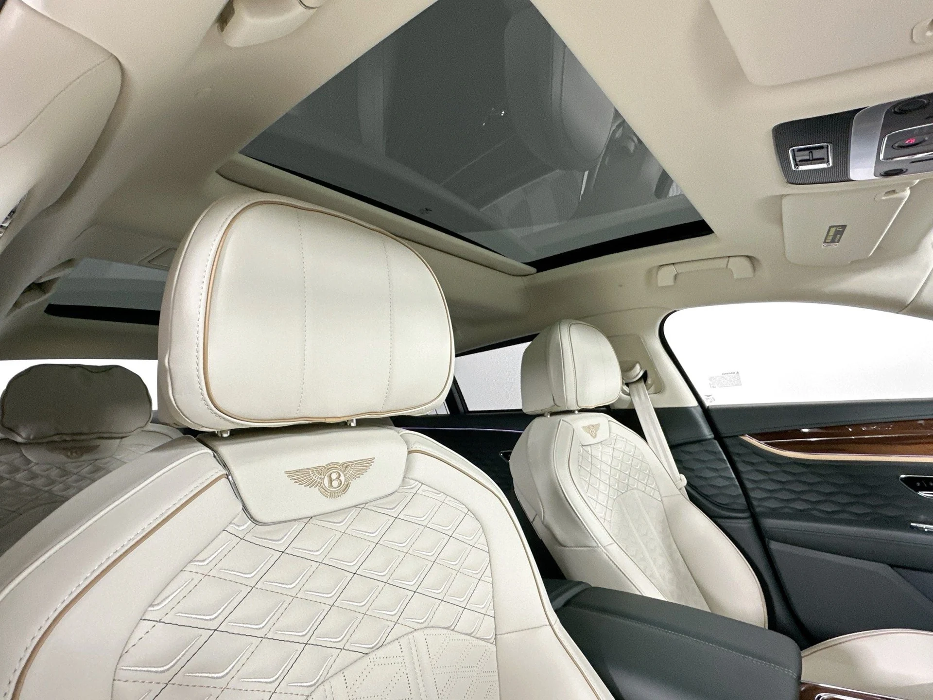 mph018_3179004730_19_0e4bc948e7