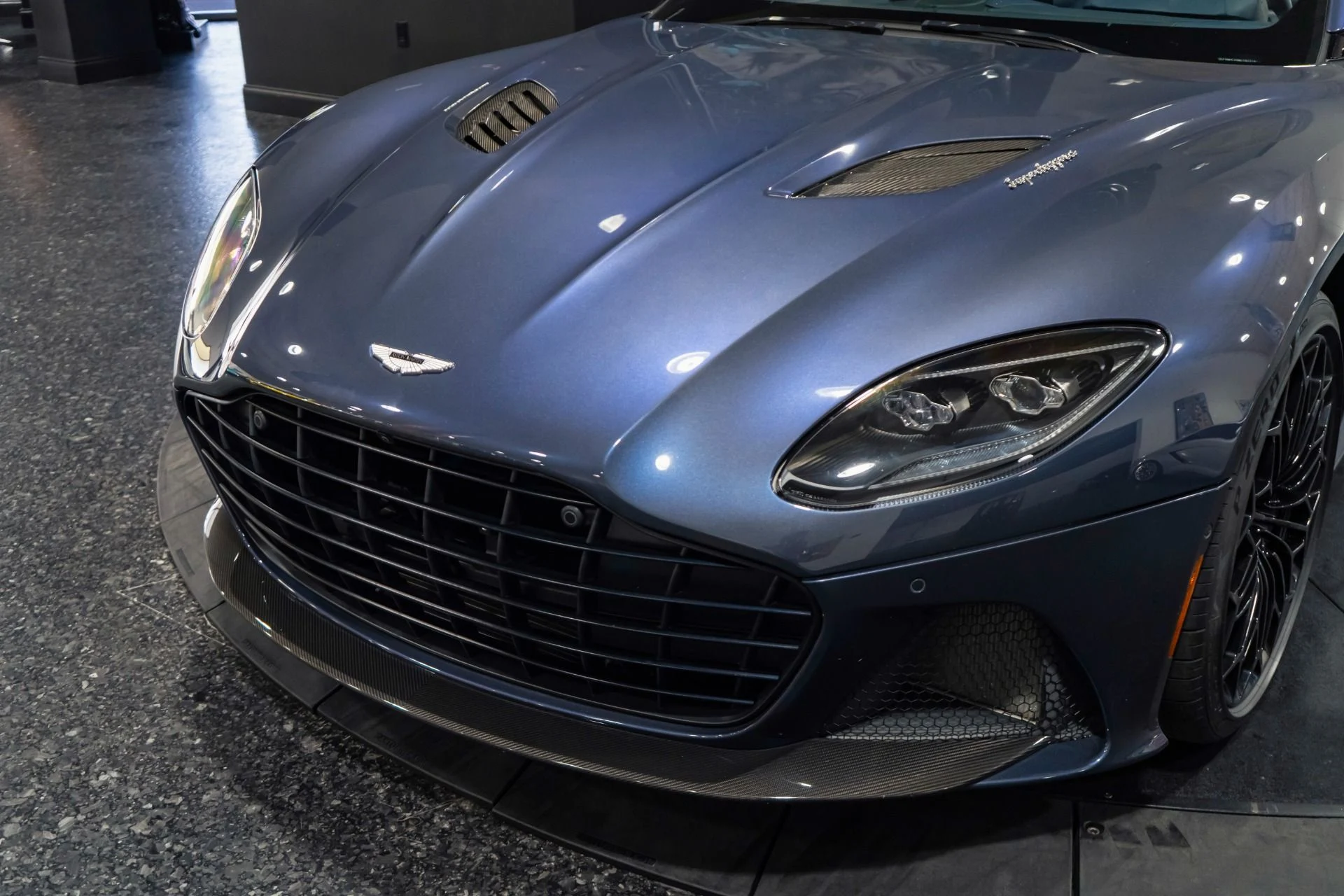 mph018_3181682541_Used_2021_Aston_Martin_DBS_Superleggera_Commission_by_Q_Daniel_Craig_Build_1771285796_9e4ca8acd4