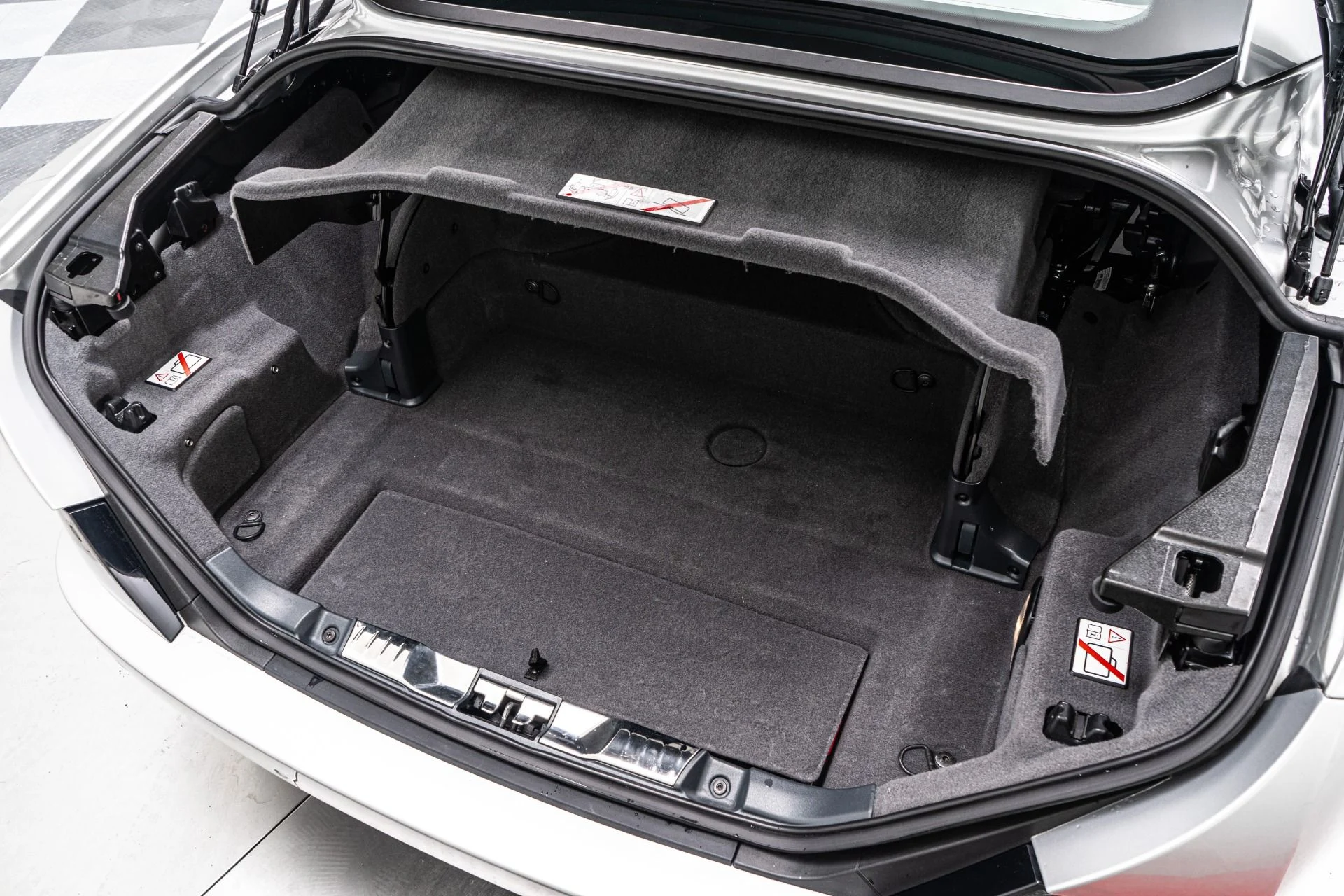 mph018_3183870409_Used_2013_Ferrari_California_Vossen_Wheels_Daytona_Seats_Red_Daytona_Bars_1756329432_bf04cb6e7b