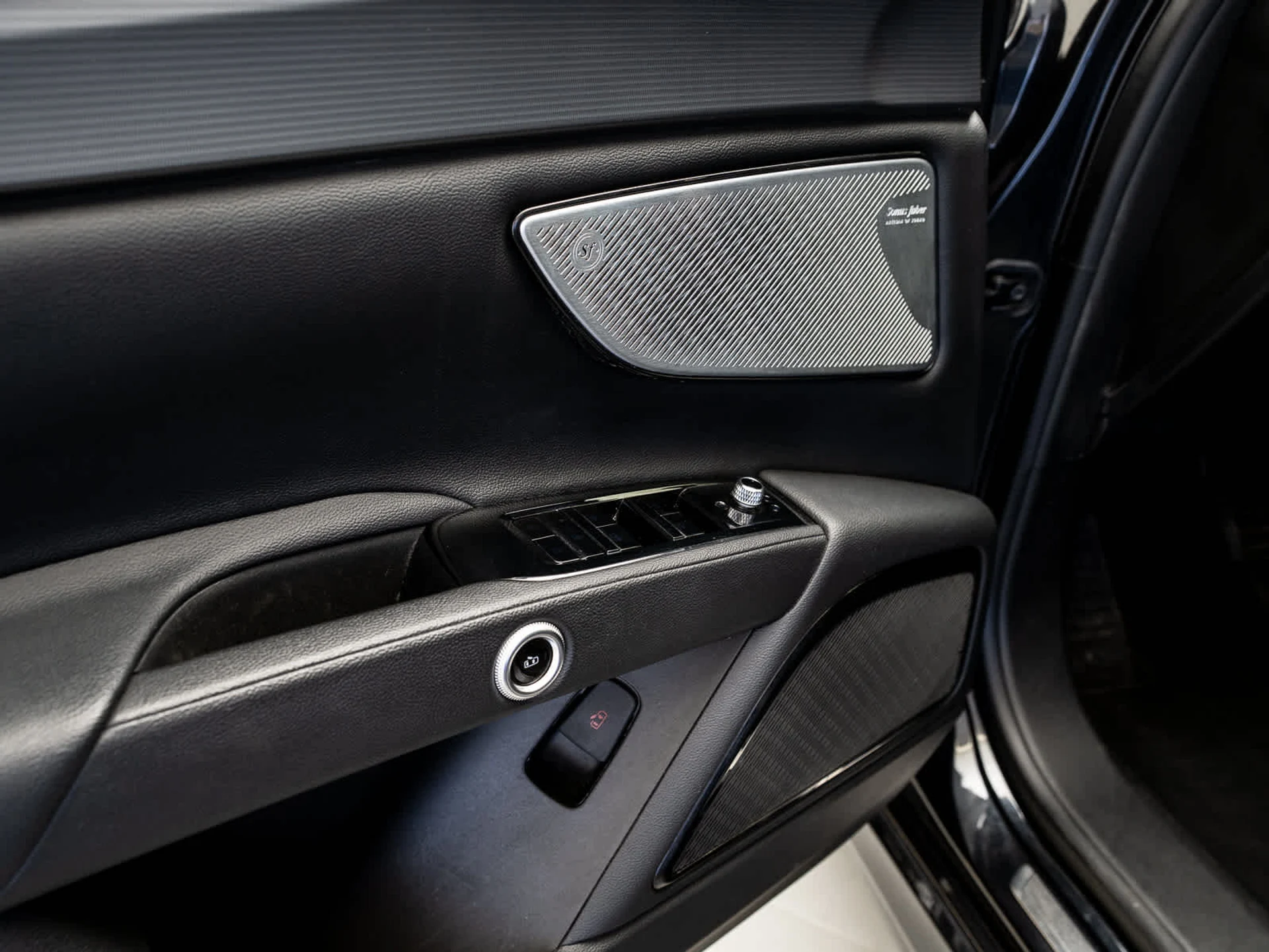 mph018_319150661_5d5716b96ce7b2886a1542206c602375x_e38a8d54e2