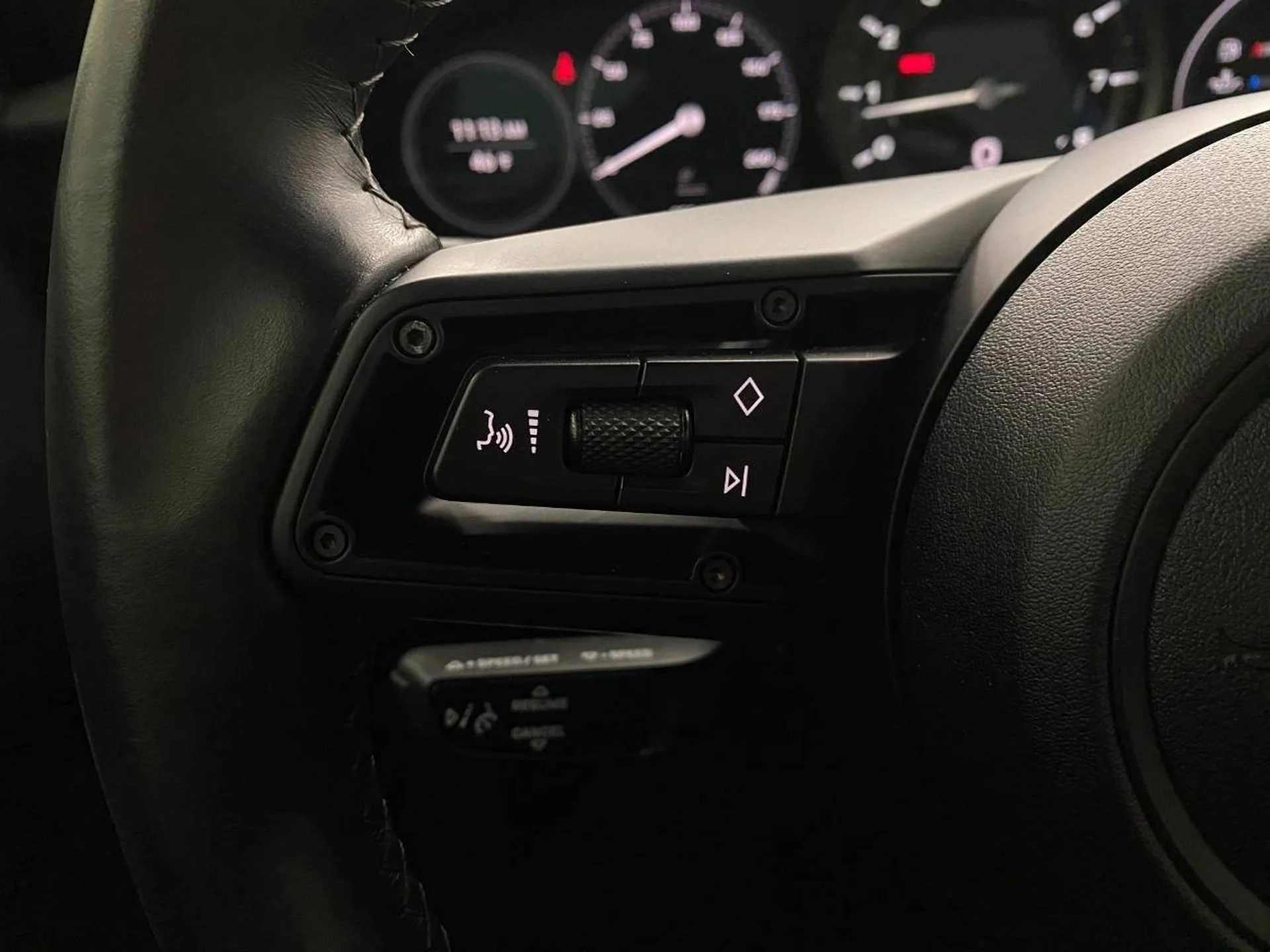 mph018_3197036194_1280_b63838815c