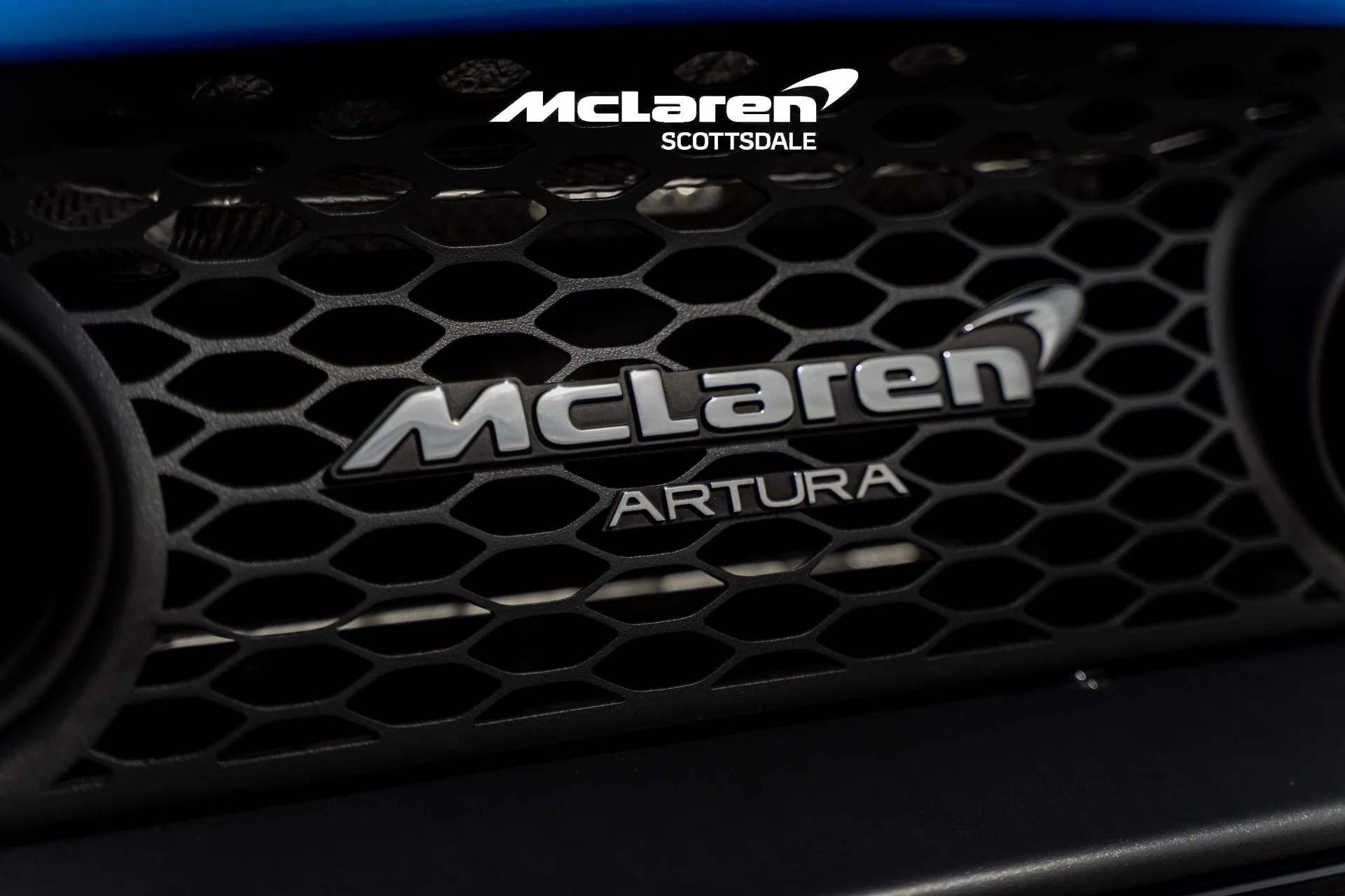 mph018_3203806171_Used_2023_MCLAREN_ARTURA_VISION_1771040558_4bceb3ed41