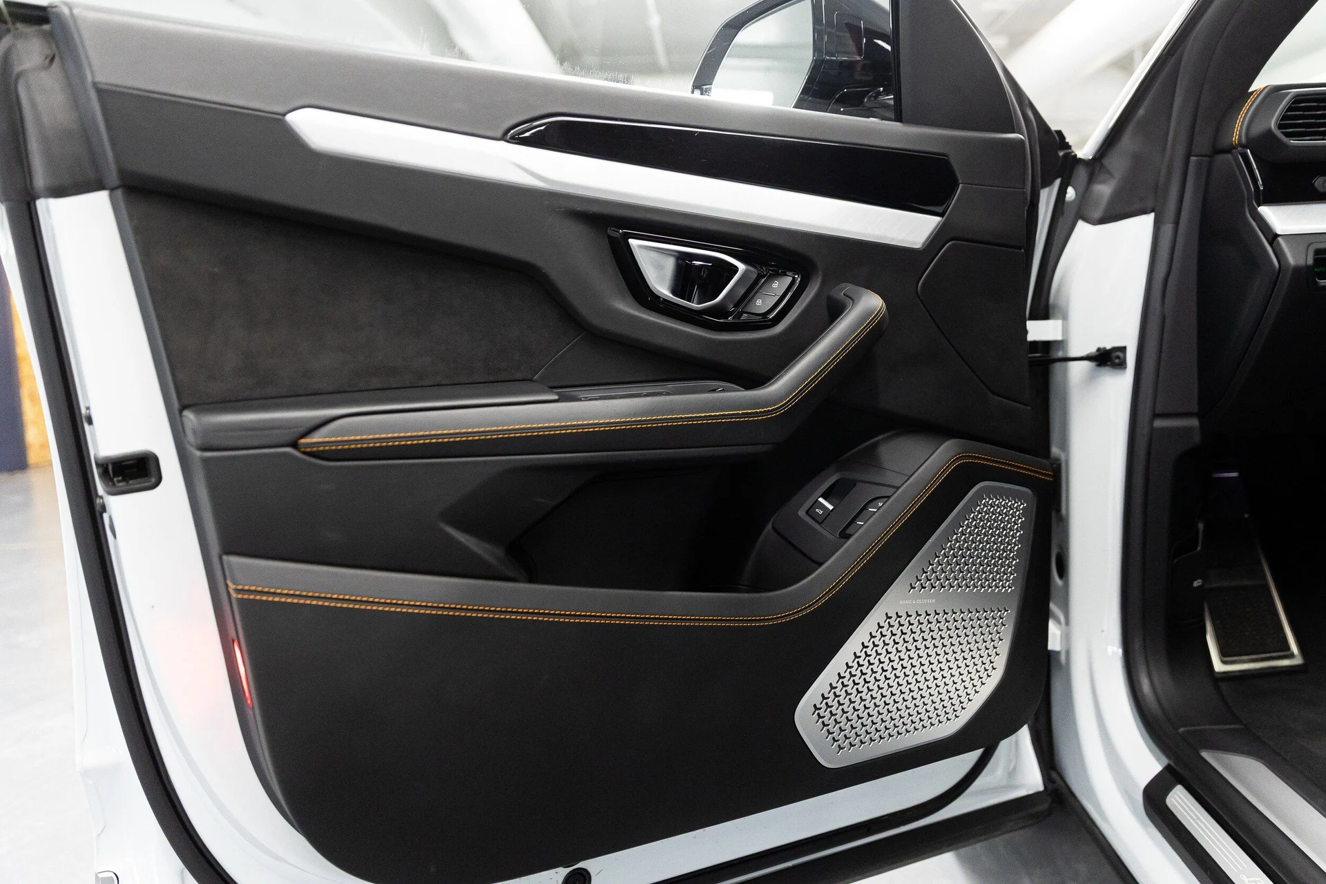 mph018_3204389725_007aee5b96498895cc3f1fe5b4603dfex_83d1c0a2b9