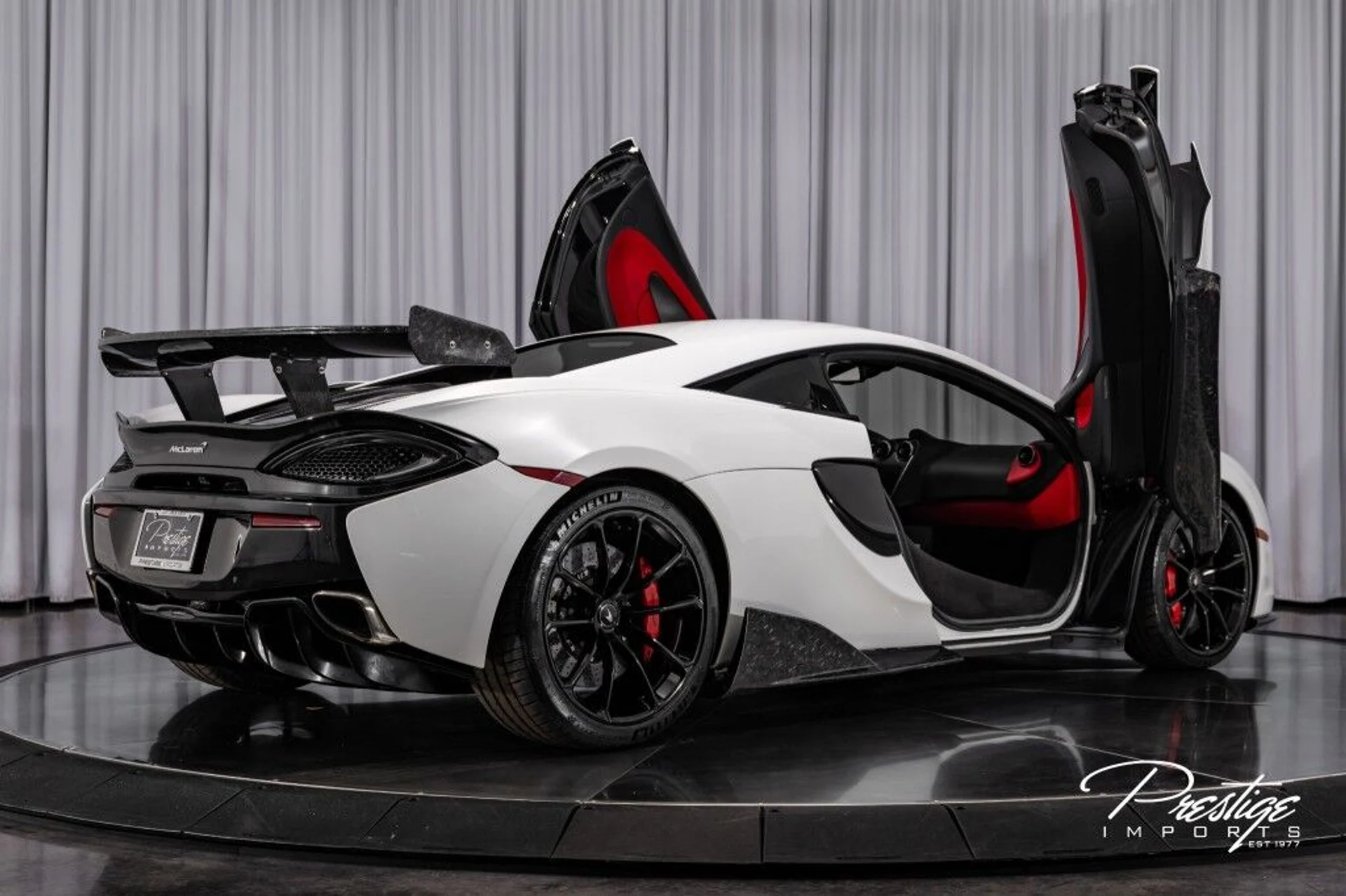 mph018_3213033853_945cfbe0b6ace667989382339b9b34a6_59bdfdeaba