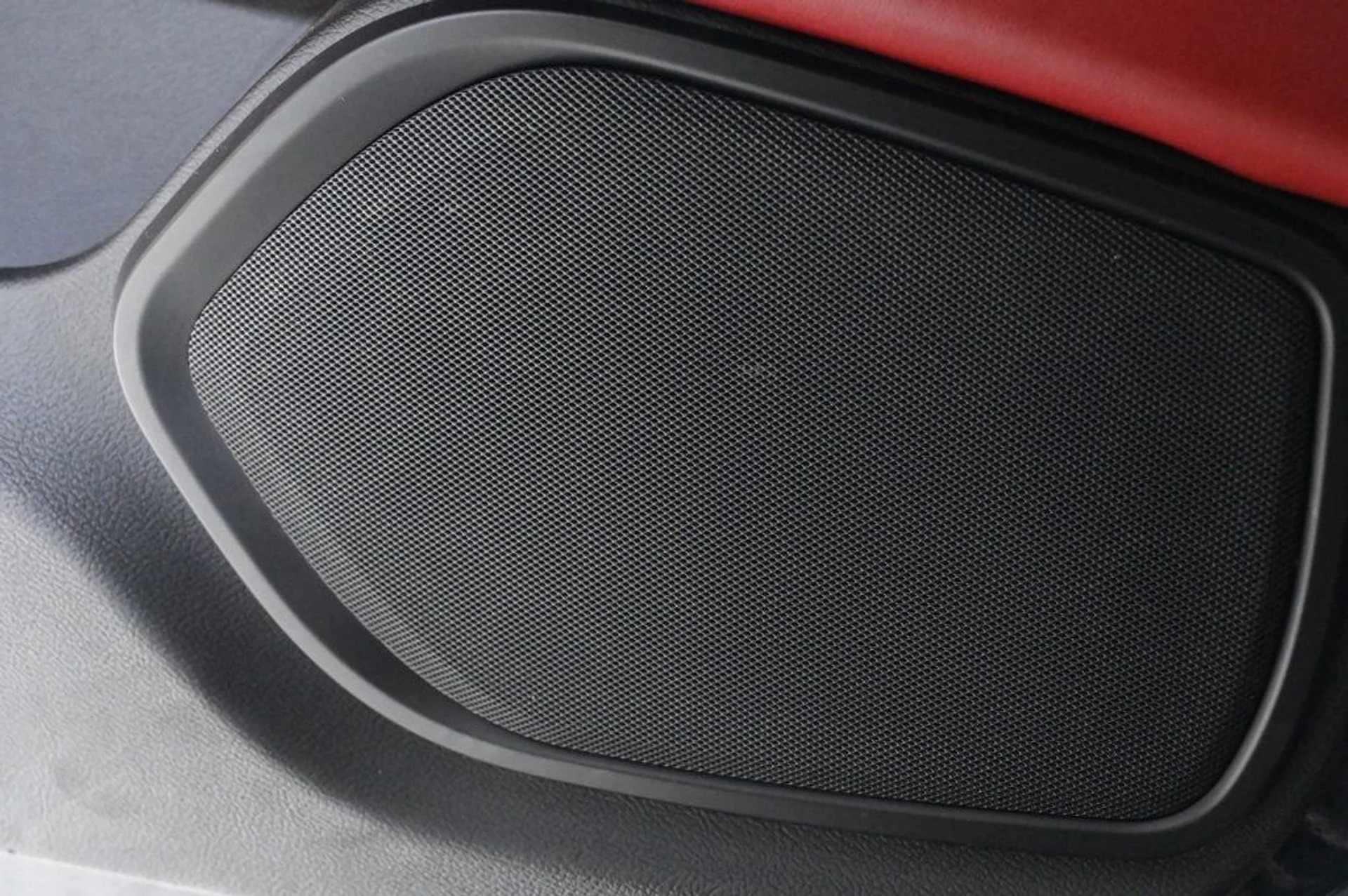 mph018_3215648100_411aa39c3a779c168aa7a0525e438390_64b4a9b624