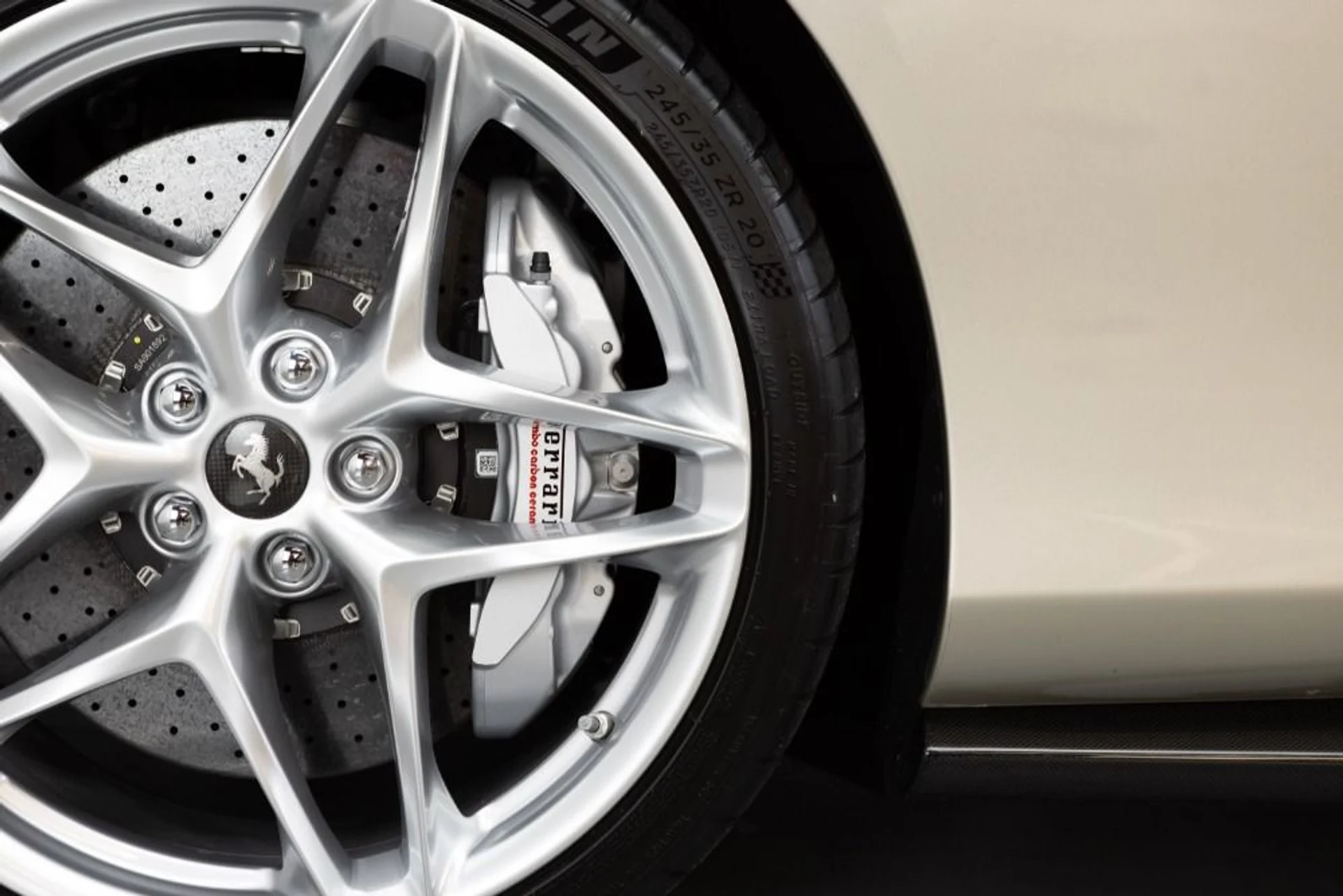 mph018_3215665854_Used_2024_Ferrari_Roma_Spider_b8fc7b4c3b