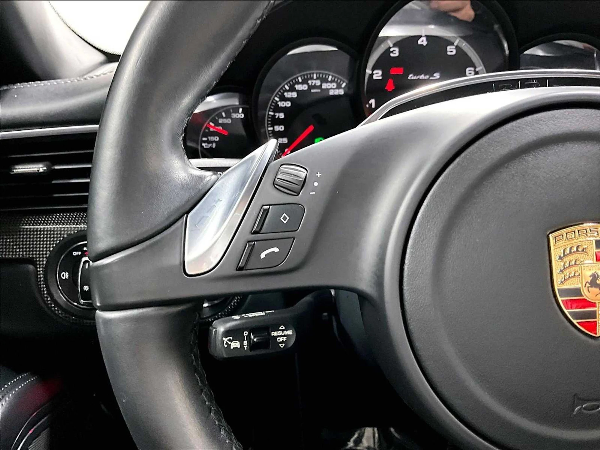 mph018_3225139798_3e1a5f061860050f9e62264e17421434x_ad17571938