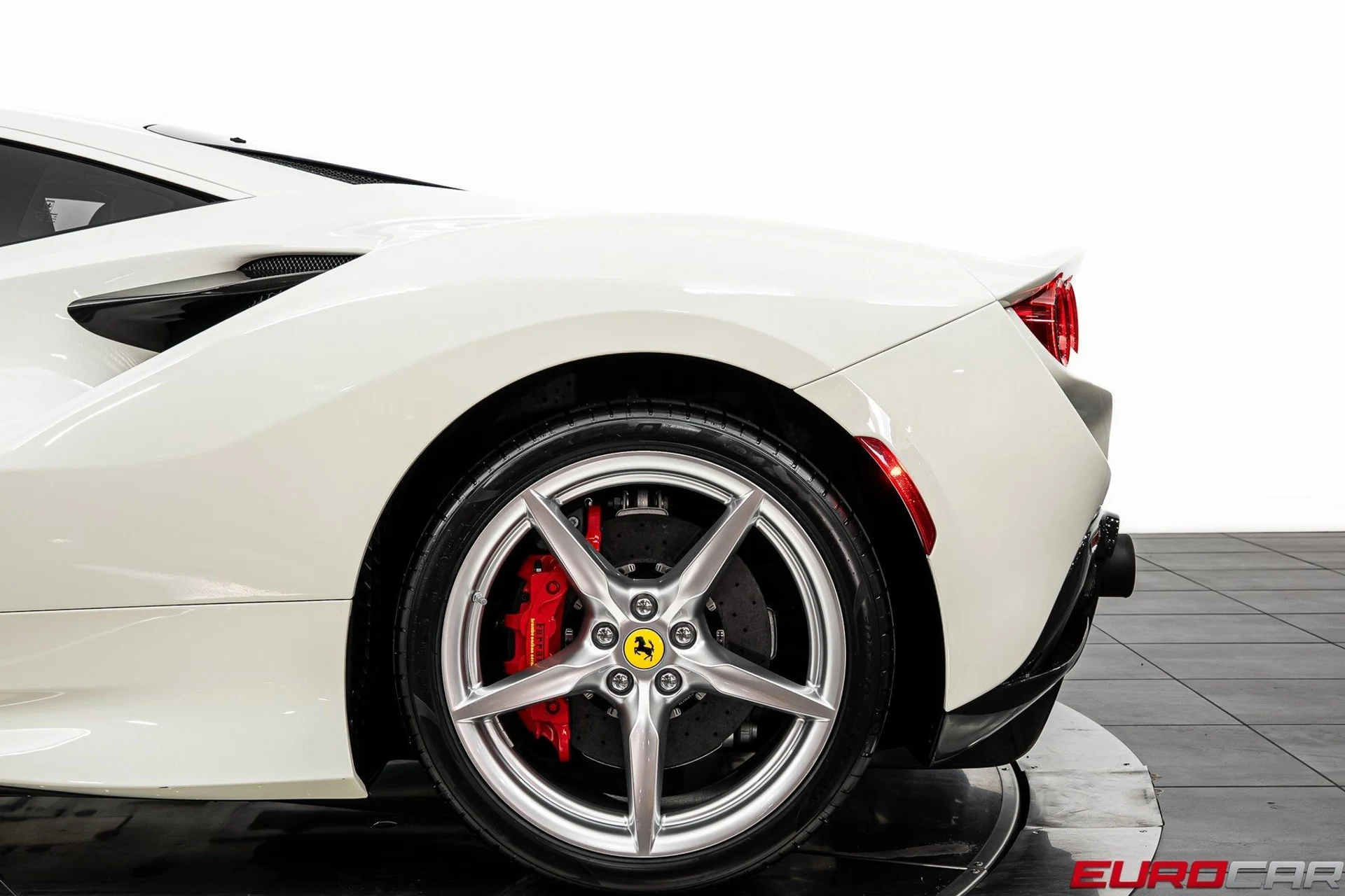 mph018_3226745504_image_19_2a57156eb3