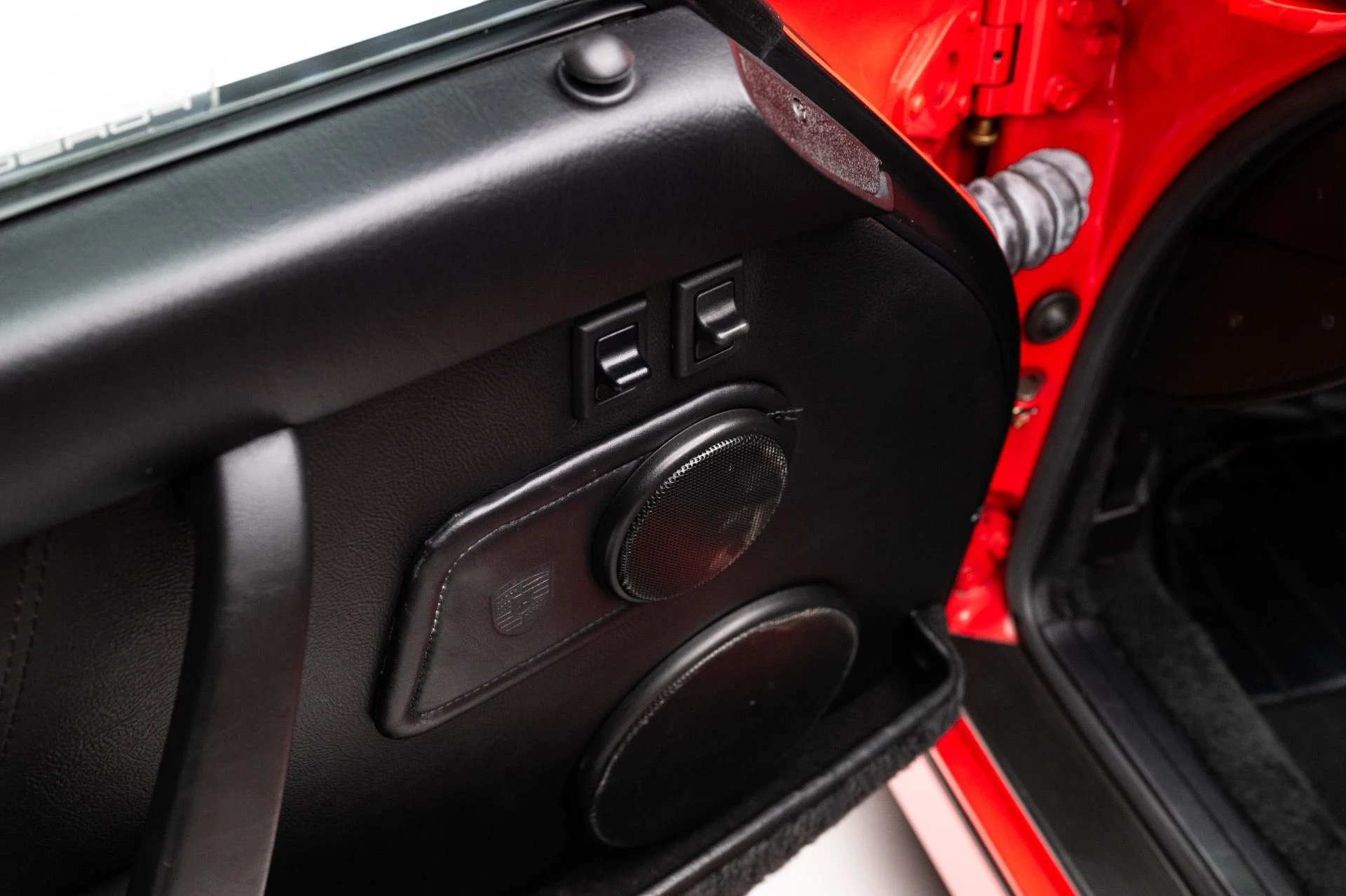 mph018_3229605024_12656_p19_l_086660a401