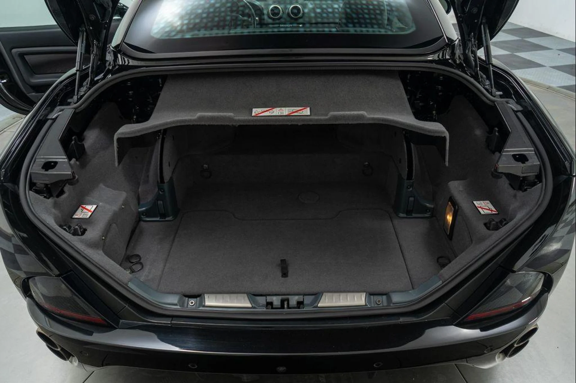 mph018_3233642679_ph_Pep_KJ_Rkru_Jf7m15_LD_9_E_Wyke_Vw_c76c5c2624