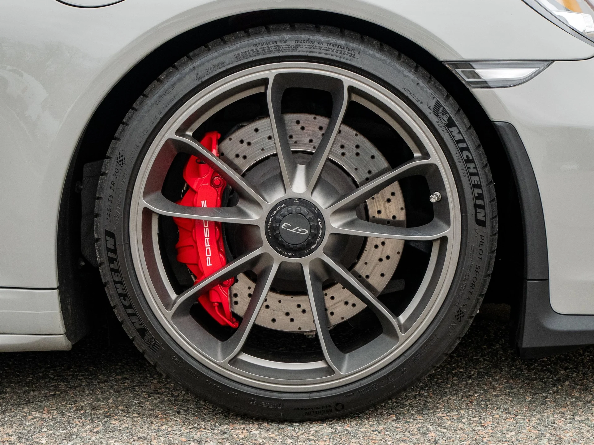 mph018_3238372460_1efc358b6b7119b2ce879db7353ae22dx_39c739eecd