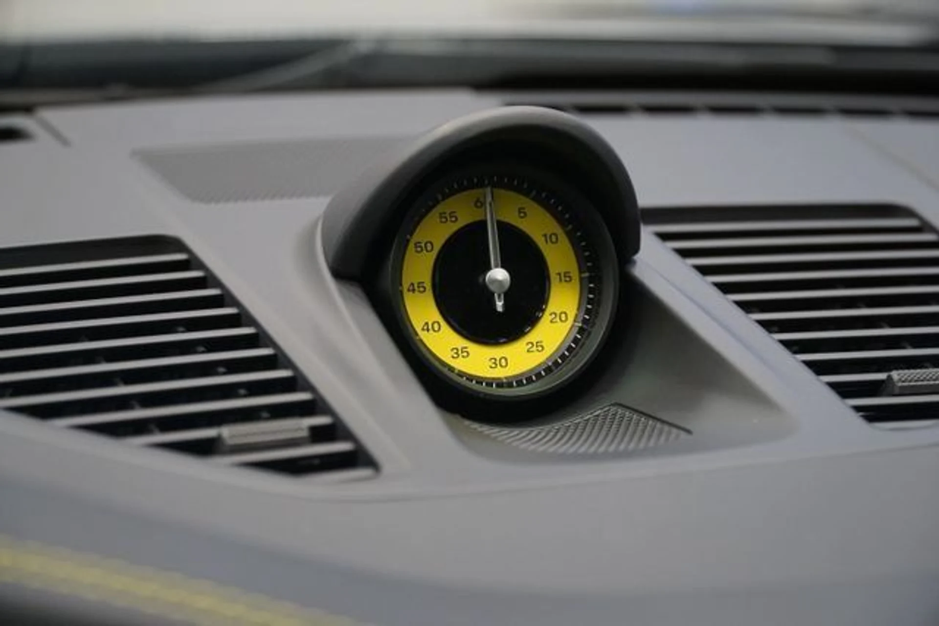 mph018_3239587107_0b827691854a4b69530e50397519efce_98d33f20c7