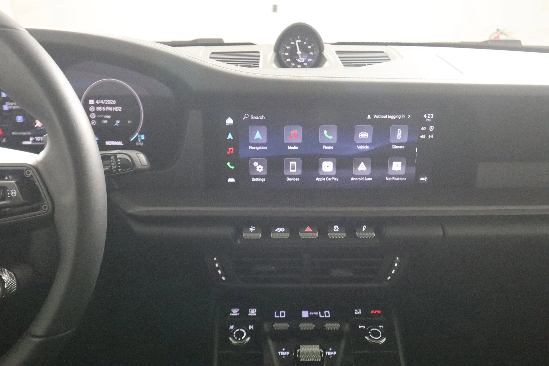 mph018_3239677670_666d44b807b47a4b2dbed44d58405610x_be935f2605