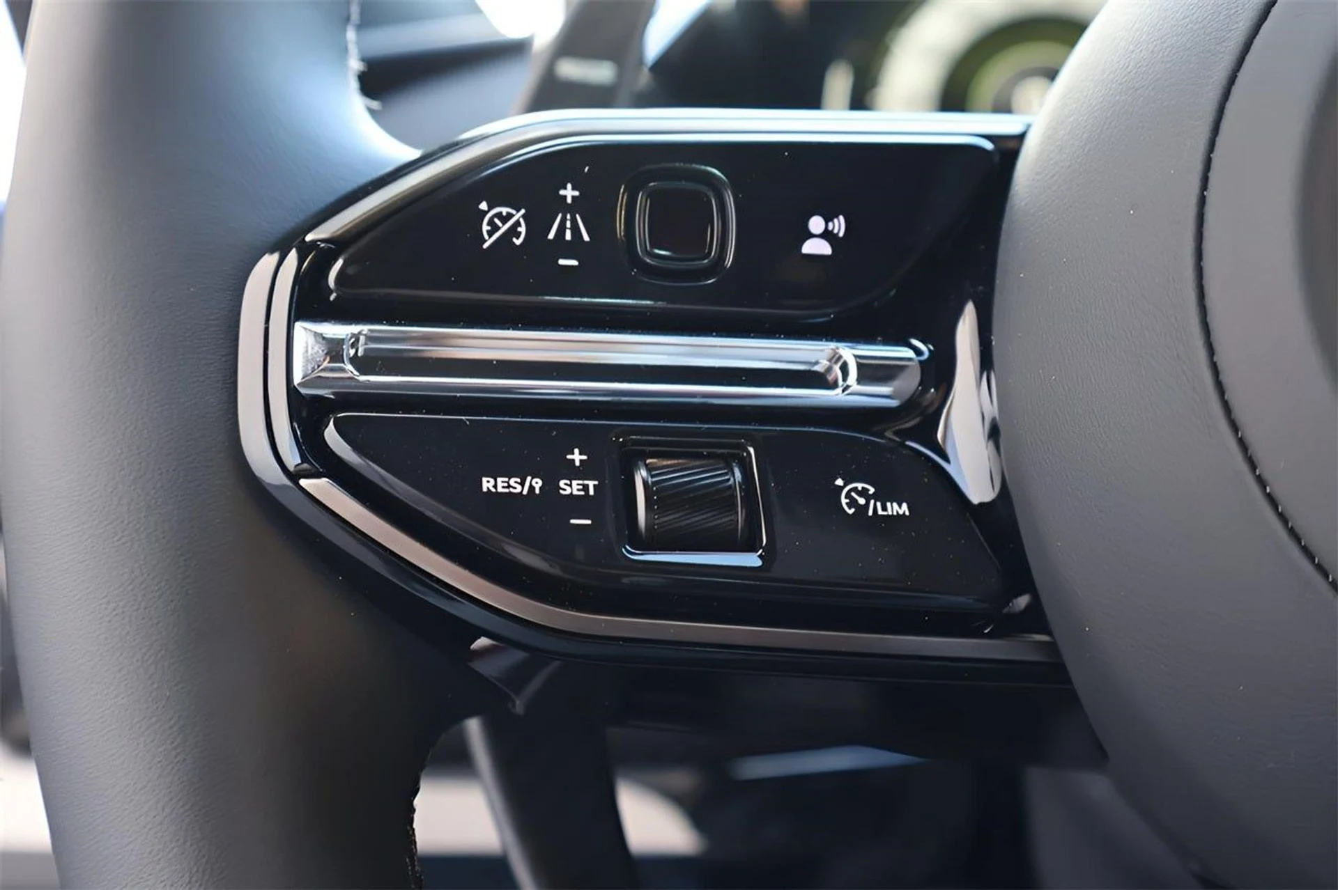 mph018_3245951596_19_263d43c1fc