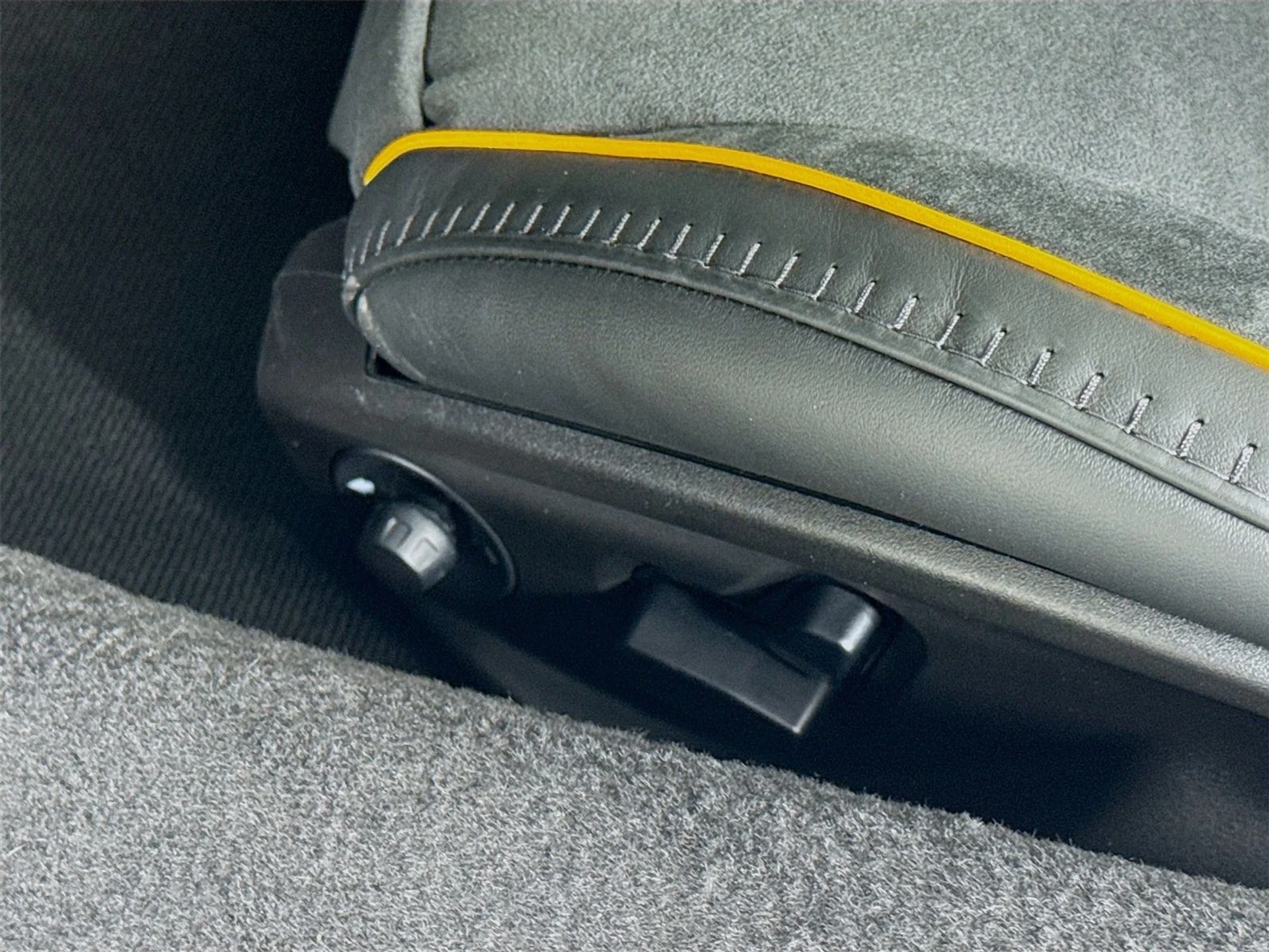 mph018_3248742667_6b41bc64cc108f3ed99d2bba7418f43fx_10730a9785