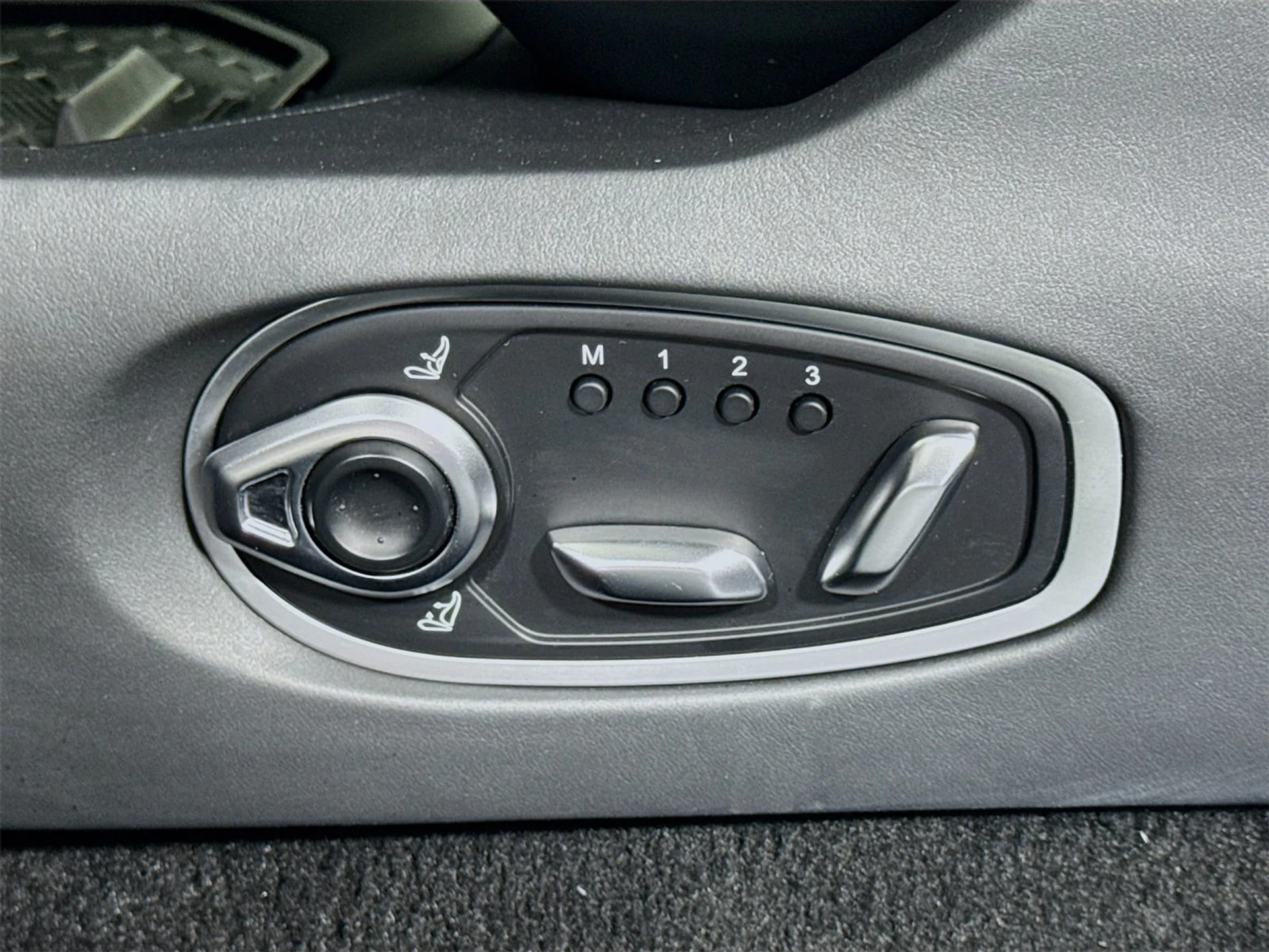 mph018_3256151249_169016d54d8fe1f081f91d79c9baf3ecx_bcdfbdab00