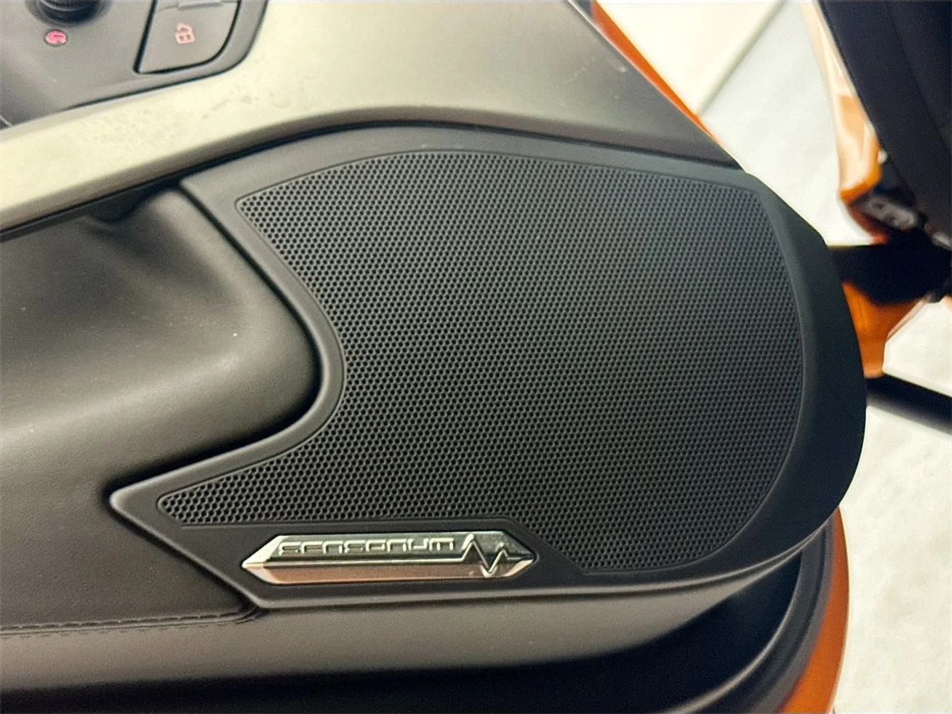 mph018_3265146270_a97e71eab43ab072724cb005193b1aa8_44943d3e11