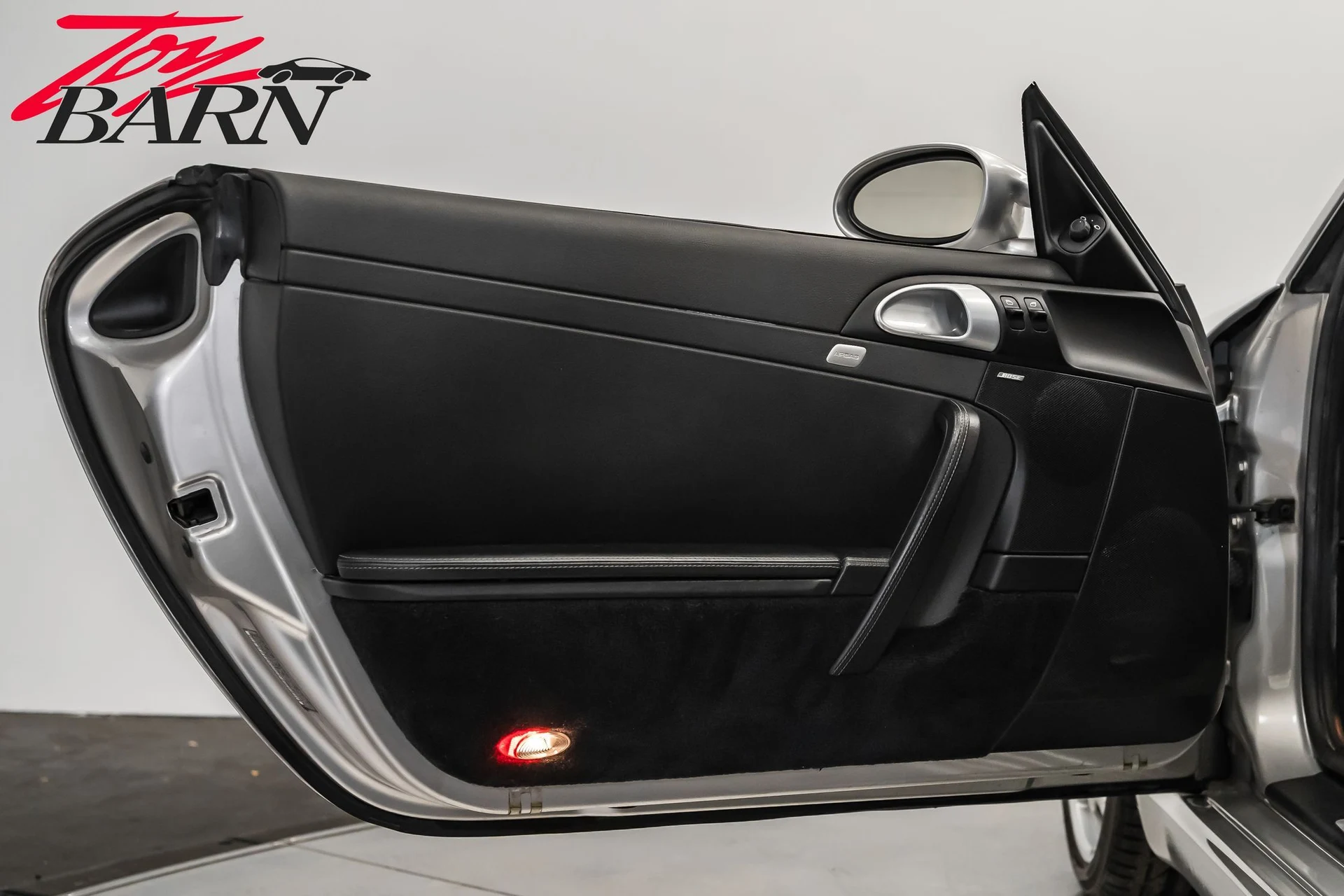 mph018_327354556_de2d186f27a17e1b0941ef9f78bc3e89x_4745af907f