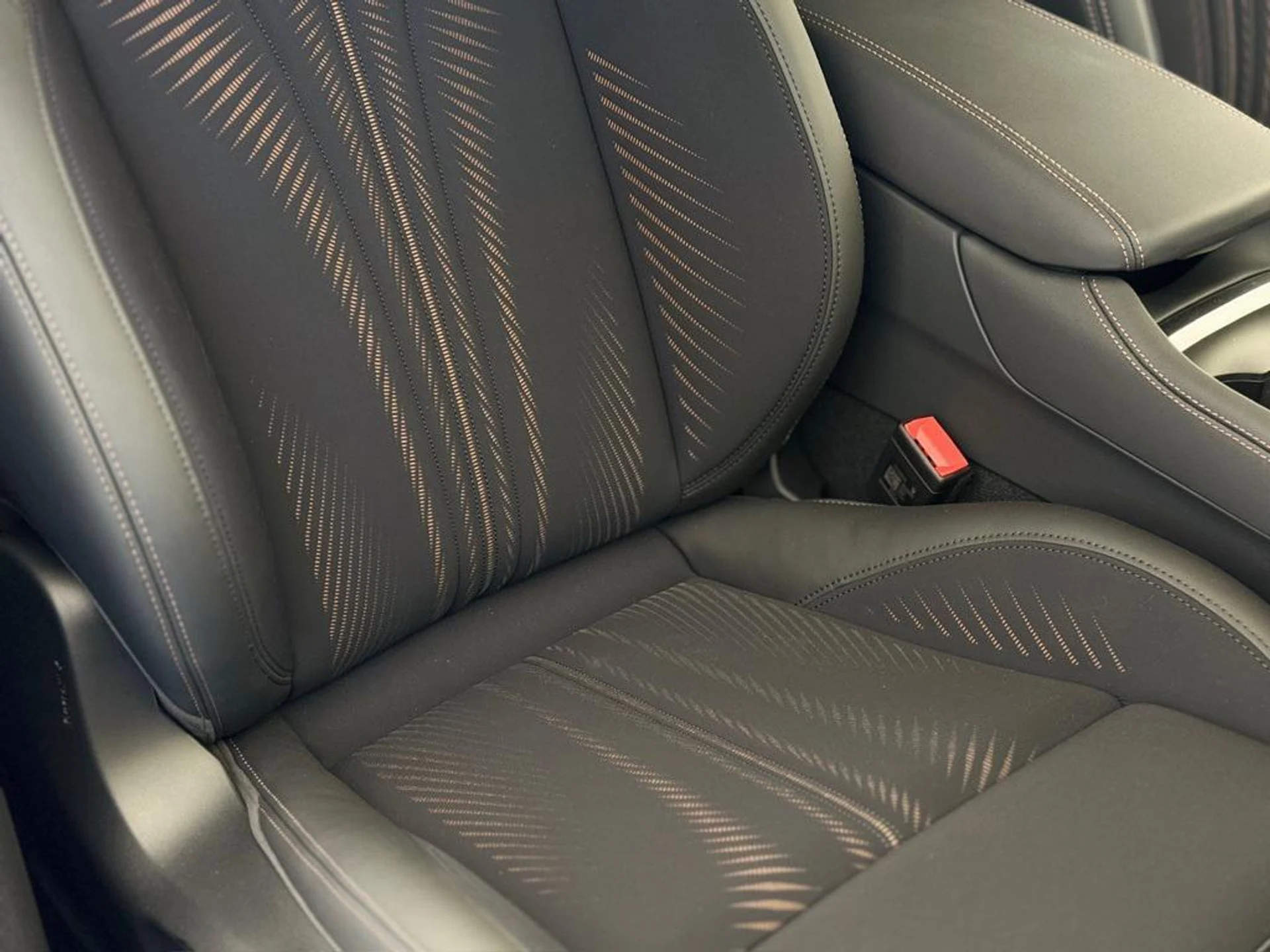 mph018_3280188756_u1l4m_Ijh_EH_Mt_Rt_GAJ_3_KNC_Fn_Xv_VA_01d898f34a