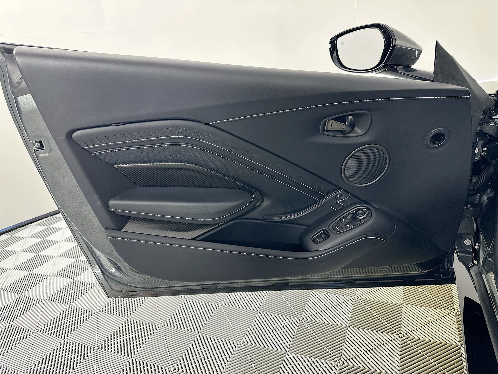 mph018_3282011195_19_26e1dda3e2