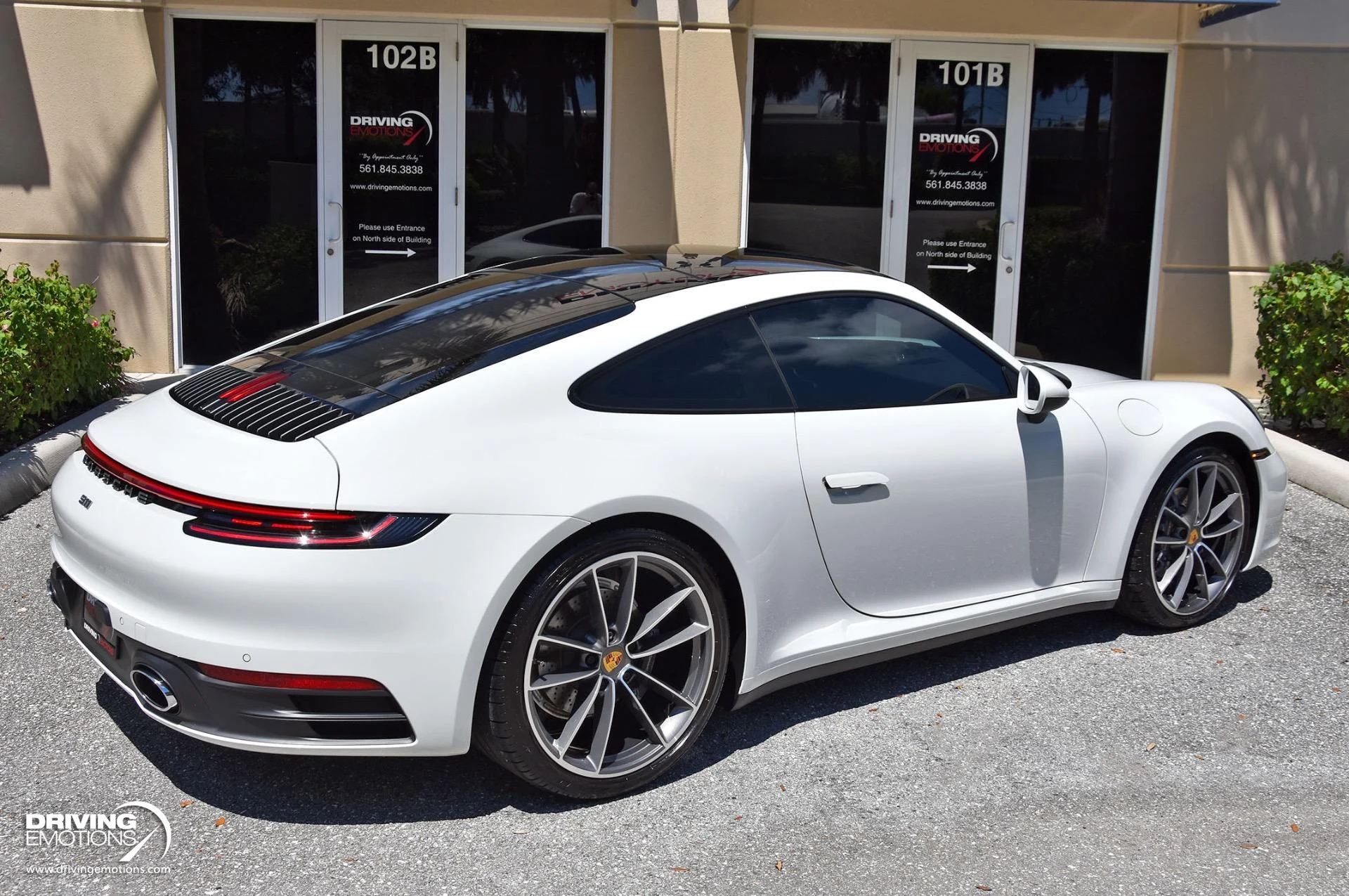 mph018_3282544843_865_p19_l_af536c5823