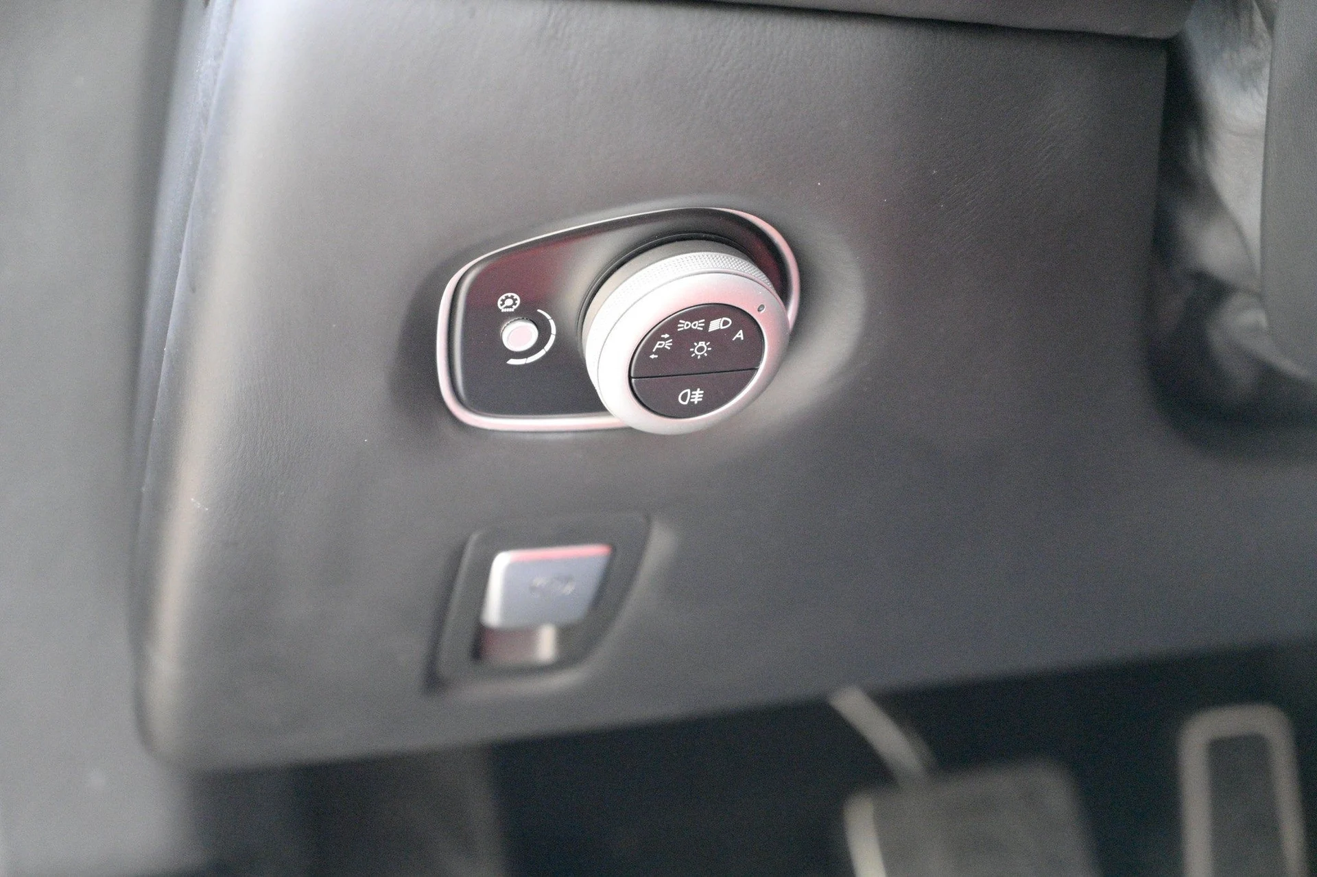 mph018_3282788525_93ad87a8470c4447acdb9788747186fc_b02f0a7cb5