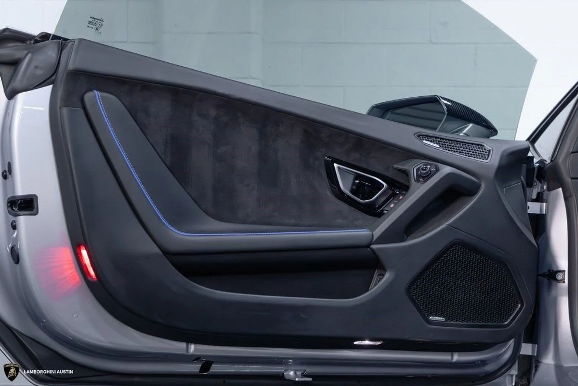 mph018_3285162324_a5aed4112fc05e6dc52de03d12a7a168x_61eea95421