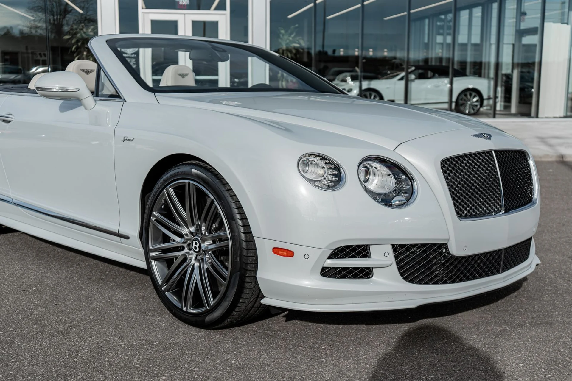 mph018_3287965520_b9720c7c_31db_4298_ab92_ff9c166c1ddc_348987f477