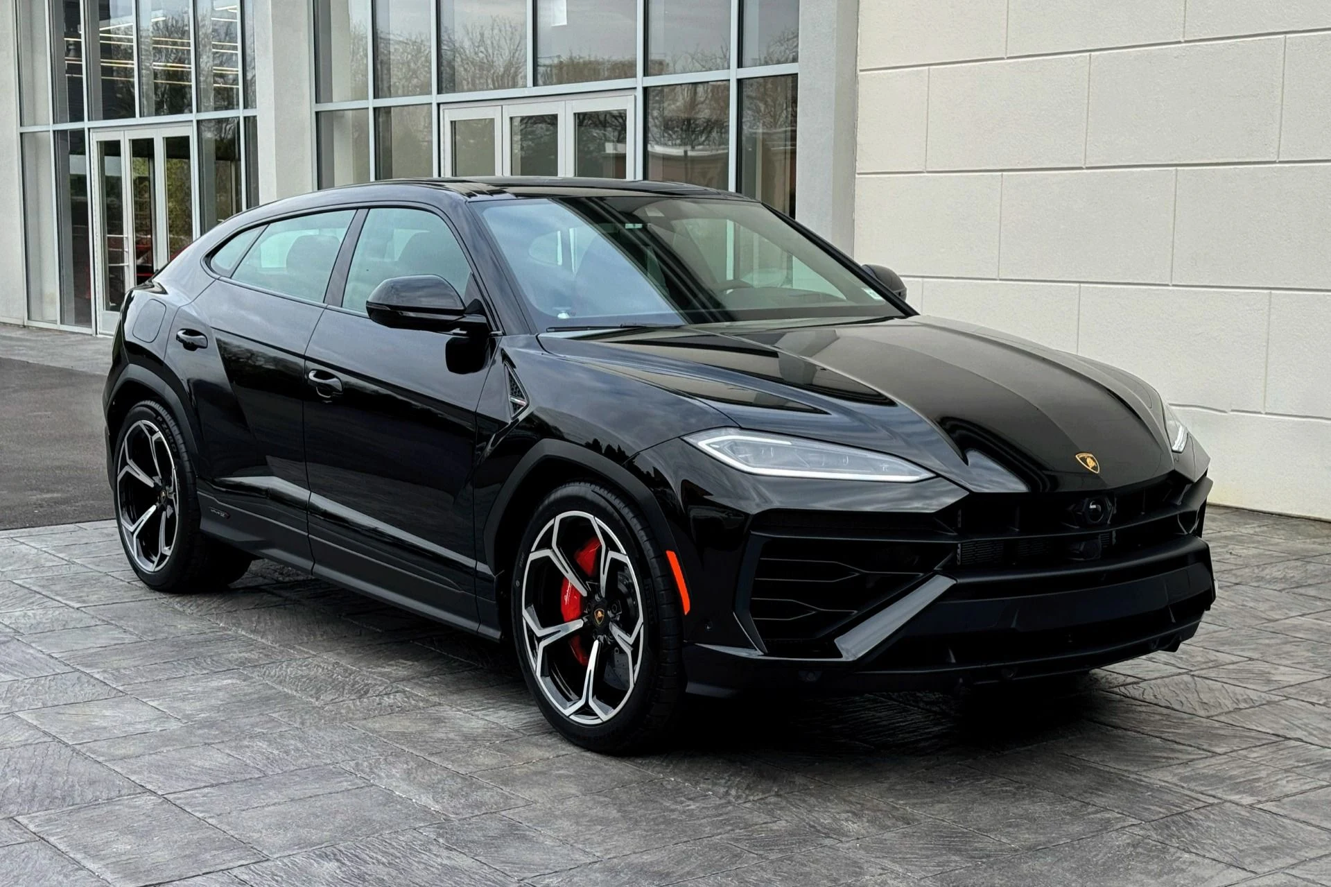 mph018_3295391017_Used_2025_Lamborghini_Urus_SE_1744358443_438af135f4