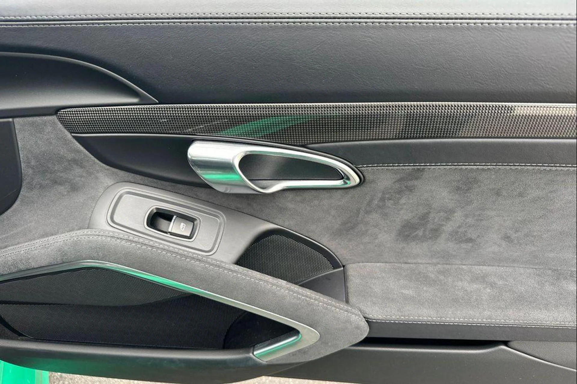 mph018_3296559949_SHL_4eu_GY_86_Th3_N193ng_W91m_EKY_f8391ac928