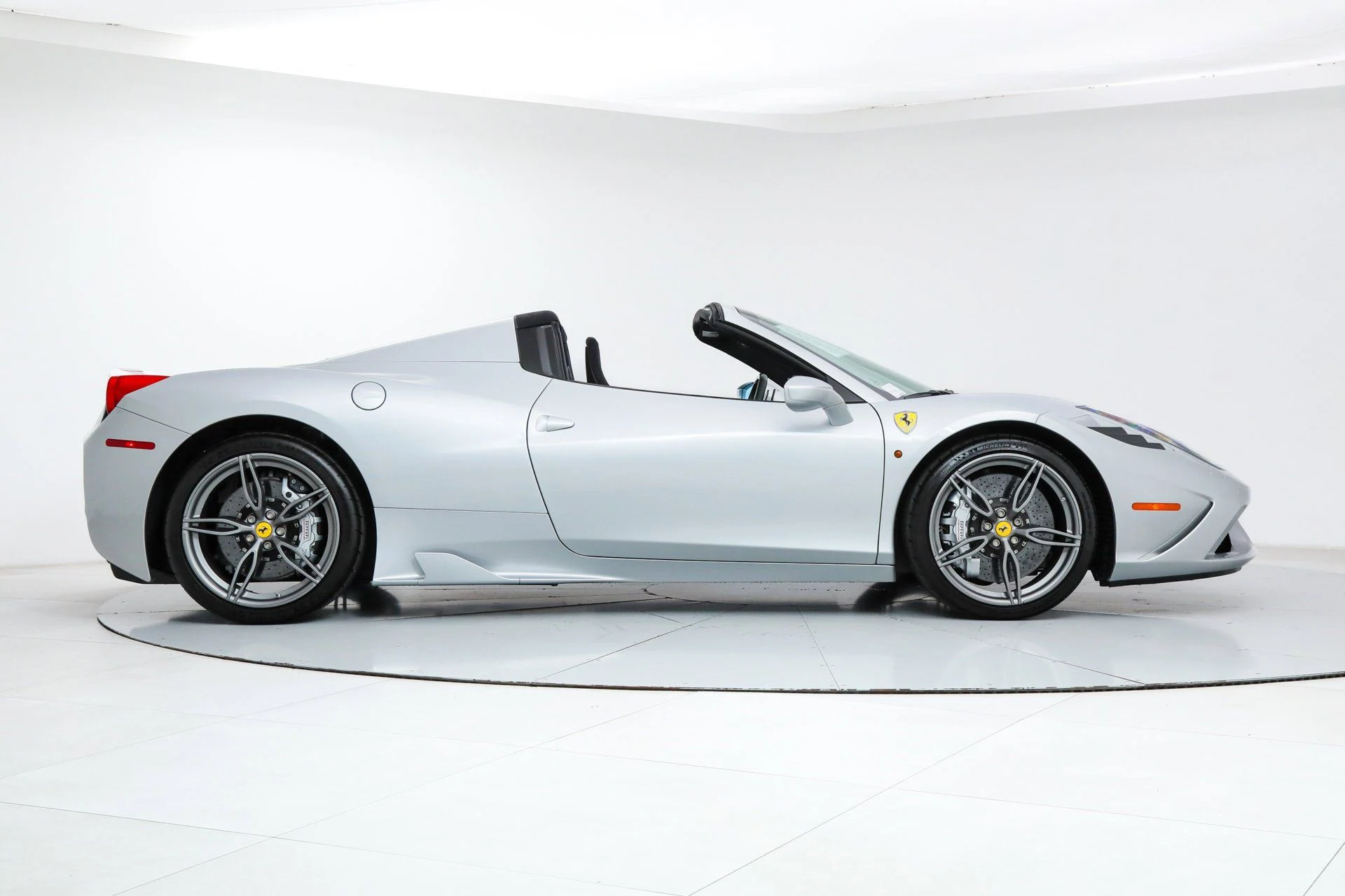 mph018_3296854742_de12edd20fb7d2b8be718b413000cb07_b62f451916