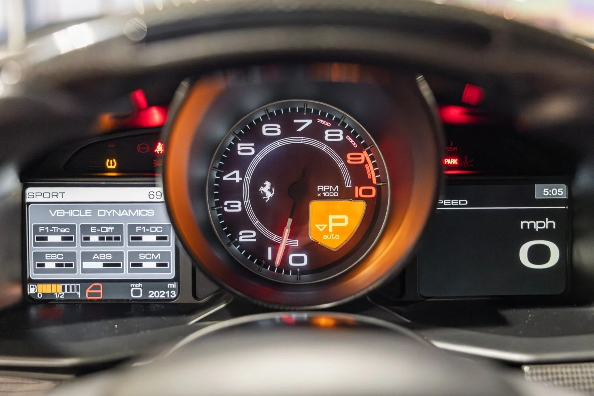 mph018_3297738635_Uw_13843019cd